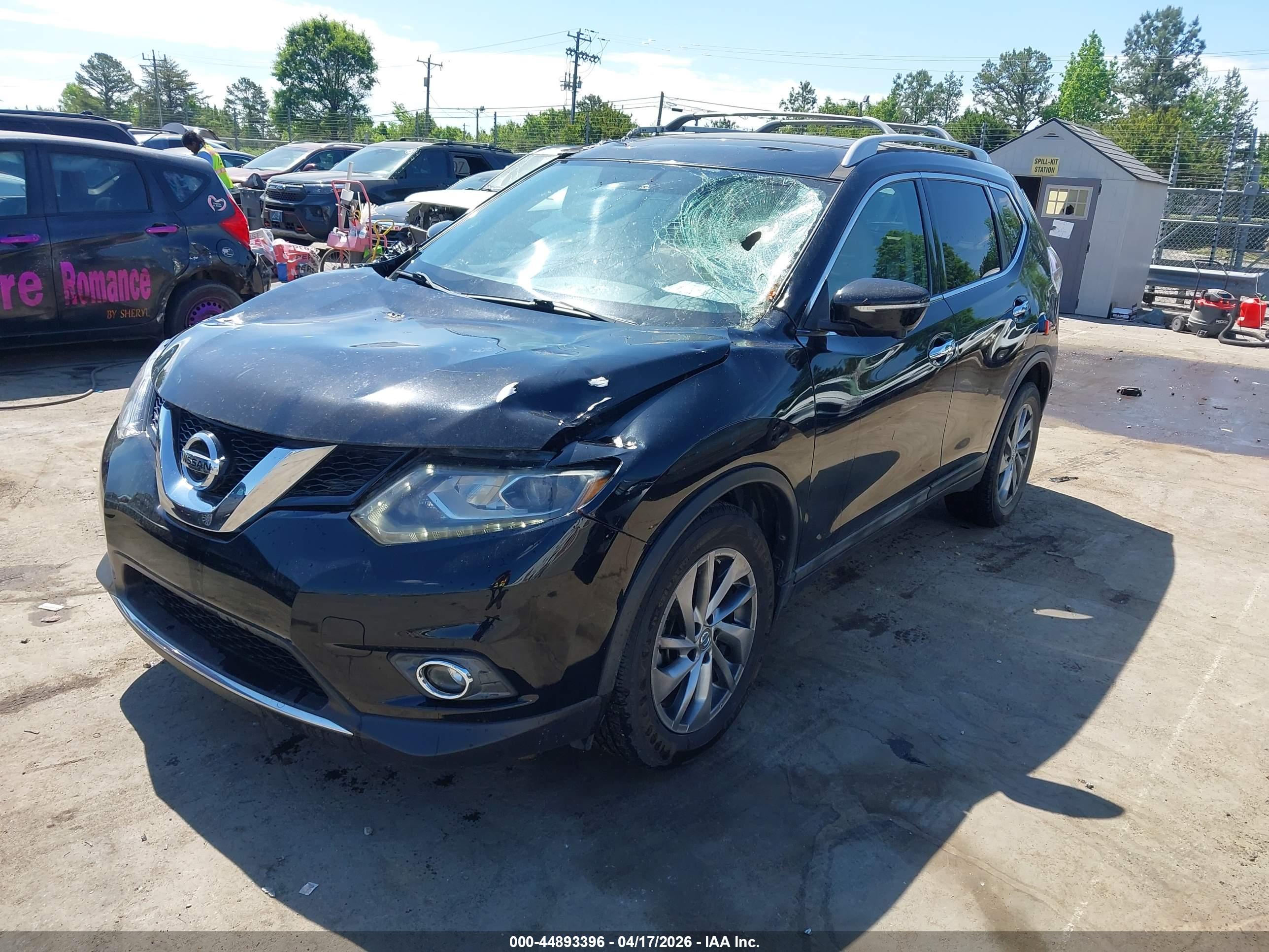 NISSAN ROGUE image 2