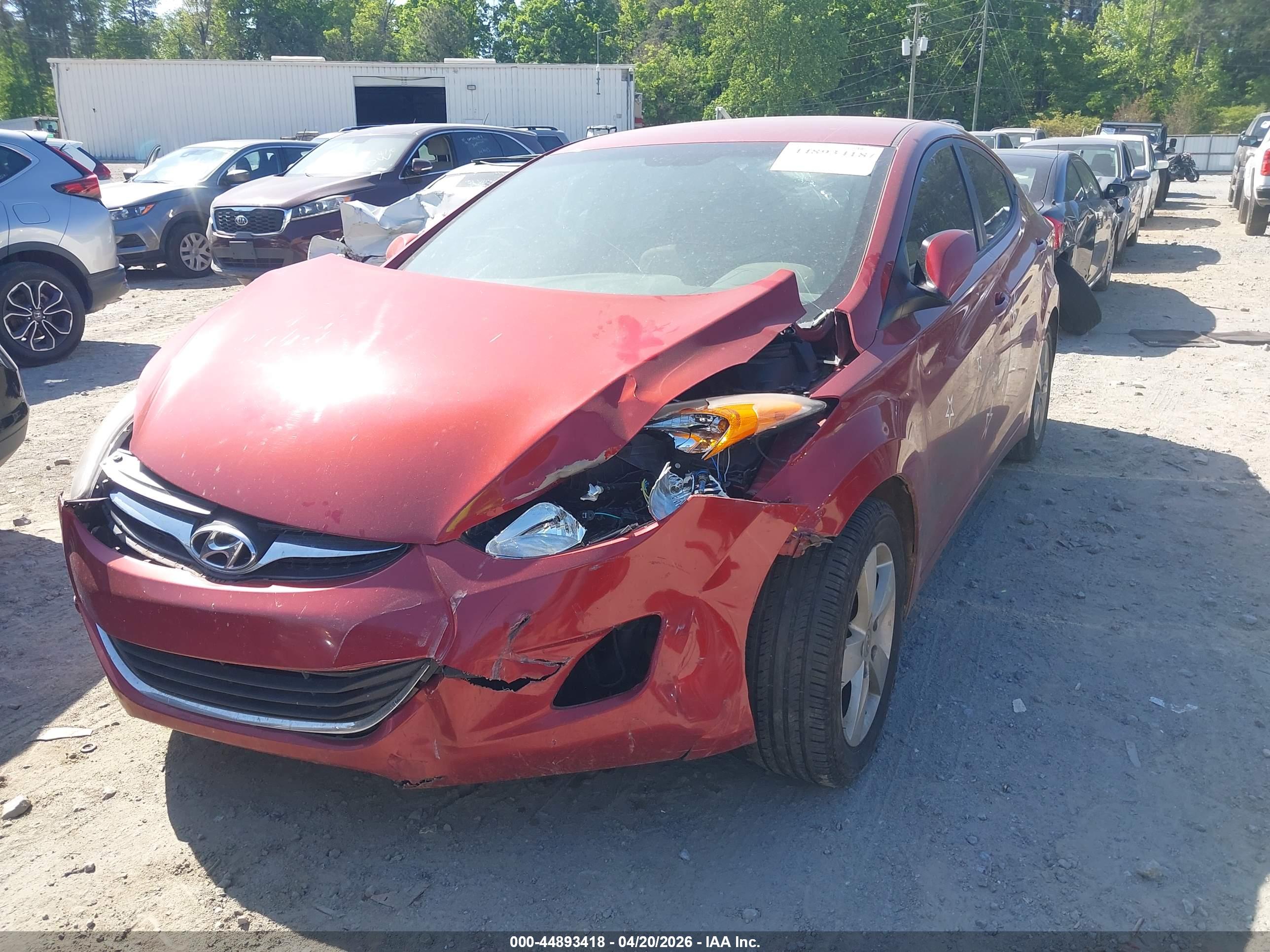 HYUNDAI ELANTRA image 2