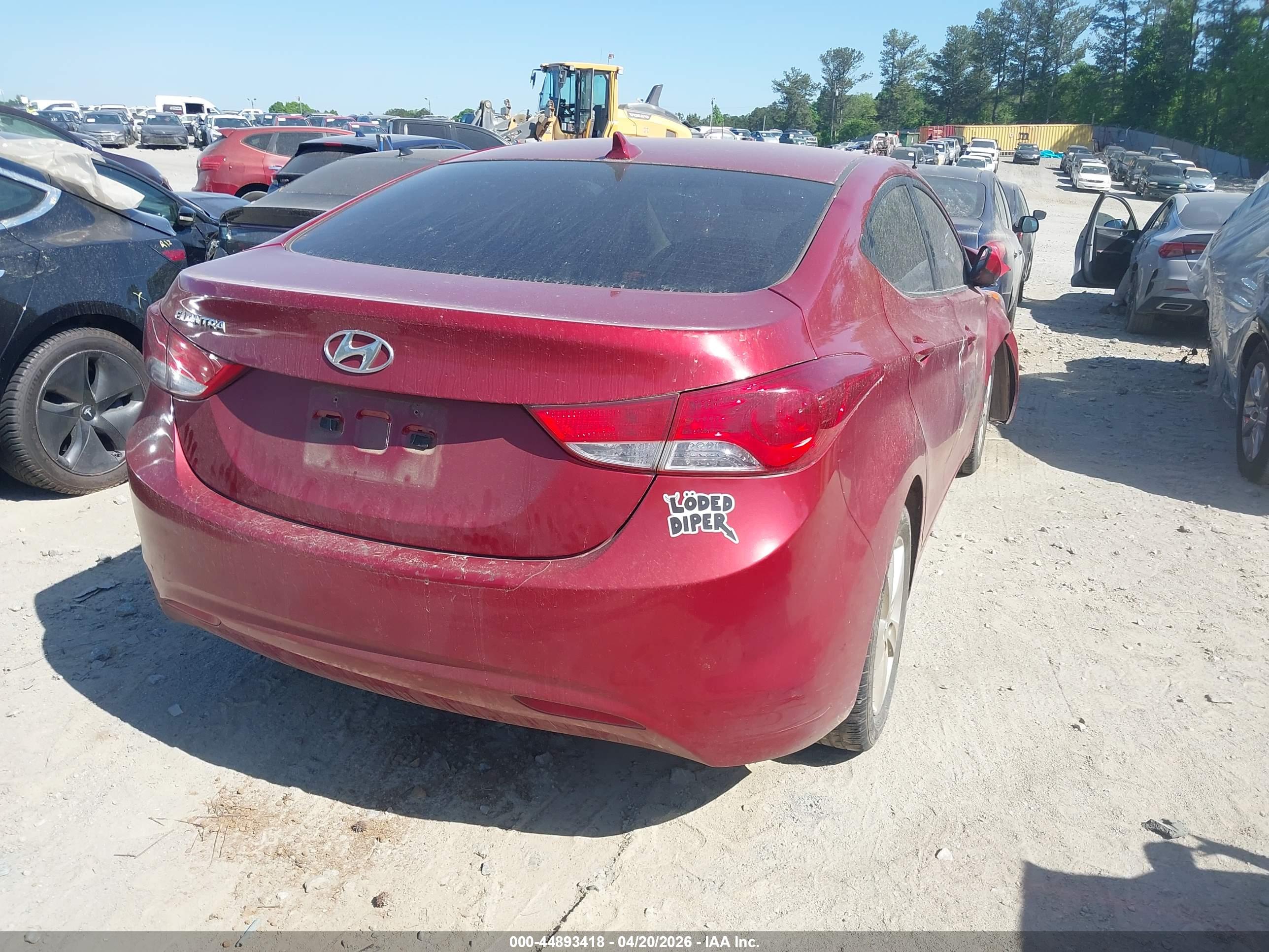 HYUNDAI ELANTRA image 4