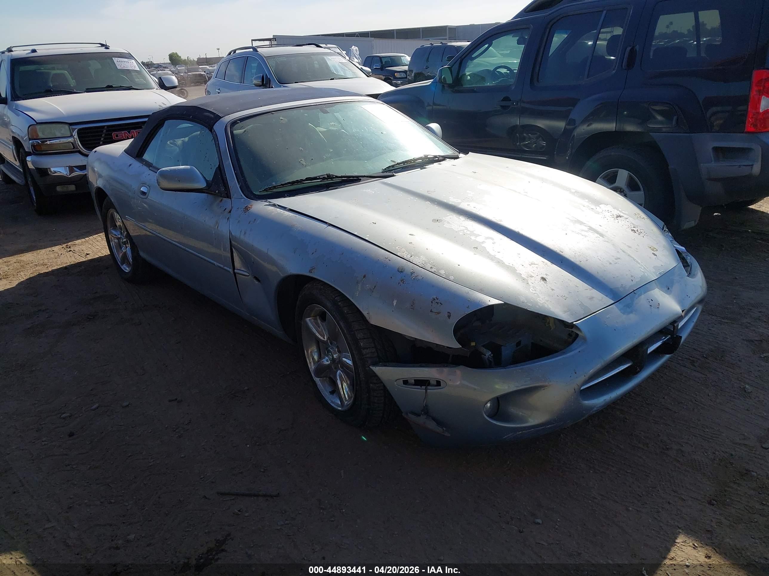 JAGUAR XK8 image 6