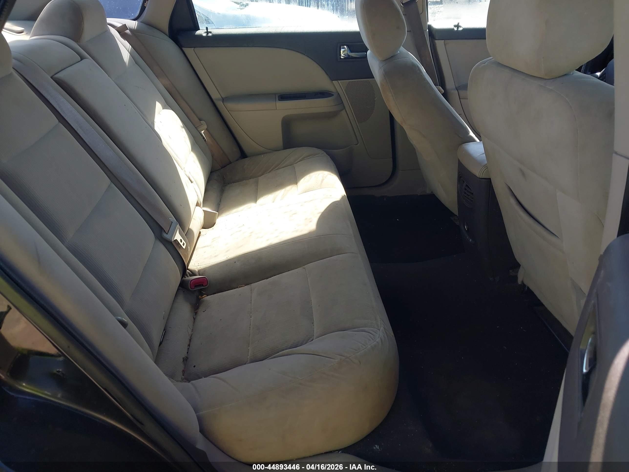 FORD TAURUS image 8