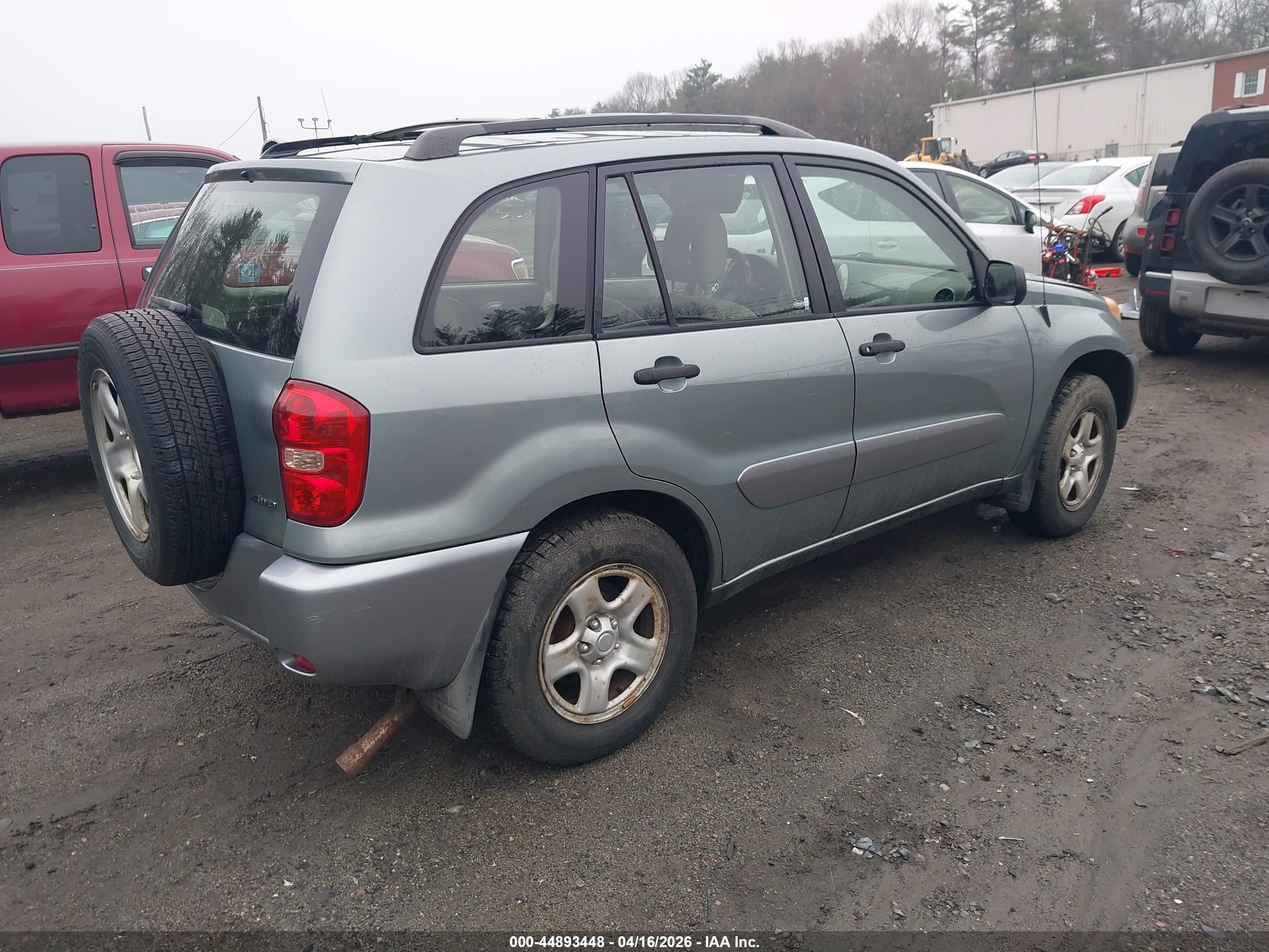 TOYOTA RAV4 image 4