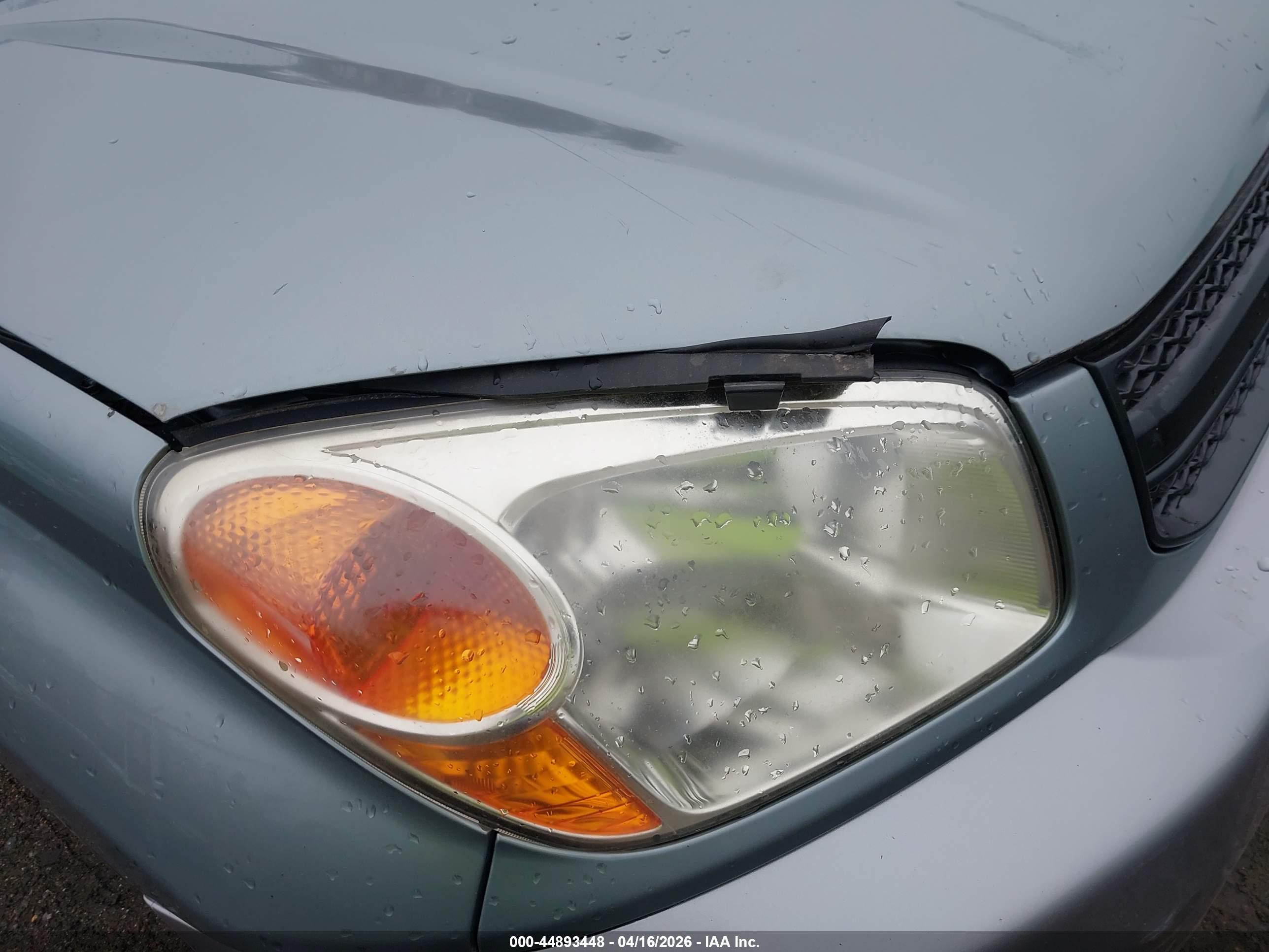 TOYOTA RAV4 image 6