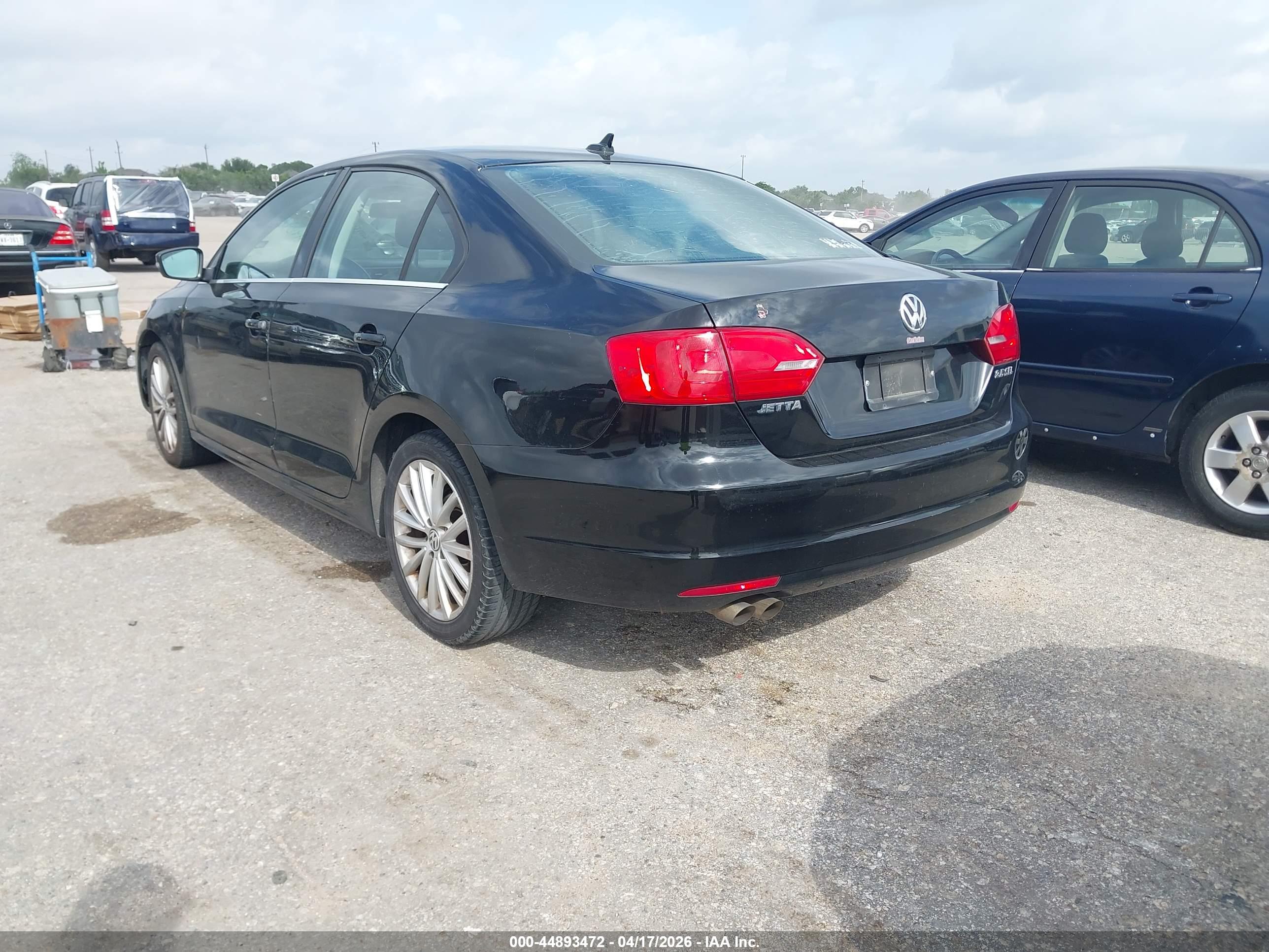 VOLKSWAGEN JETTA image 3