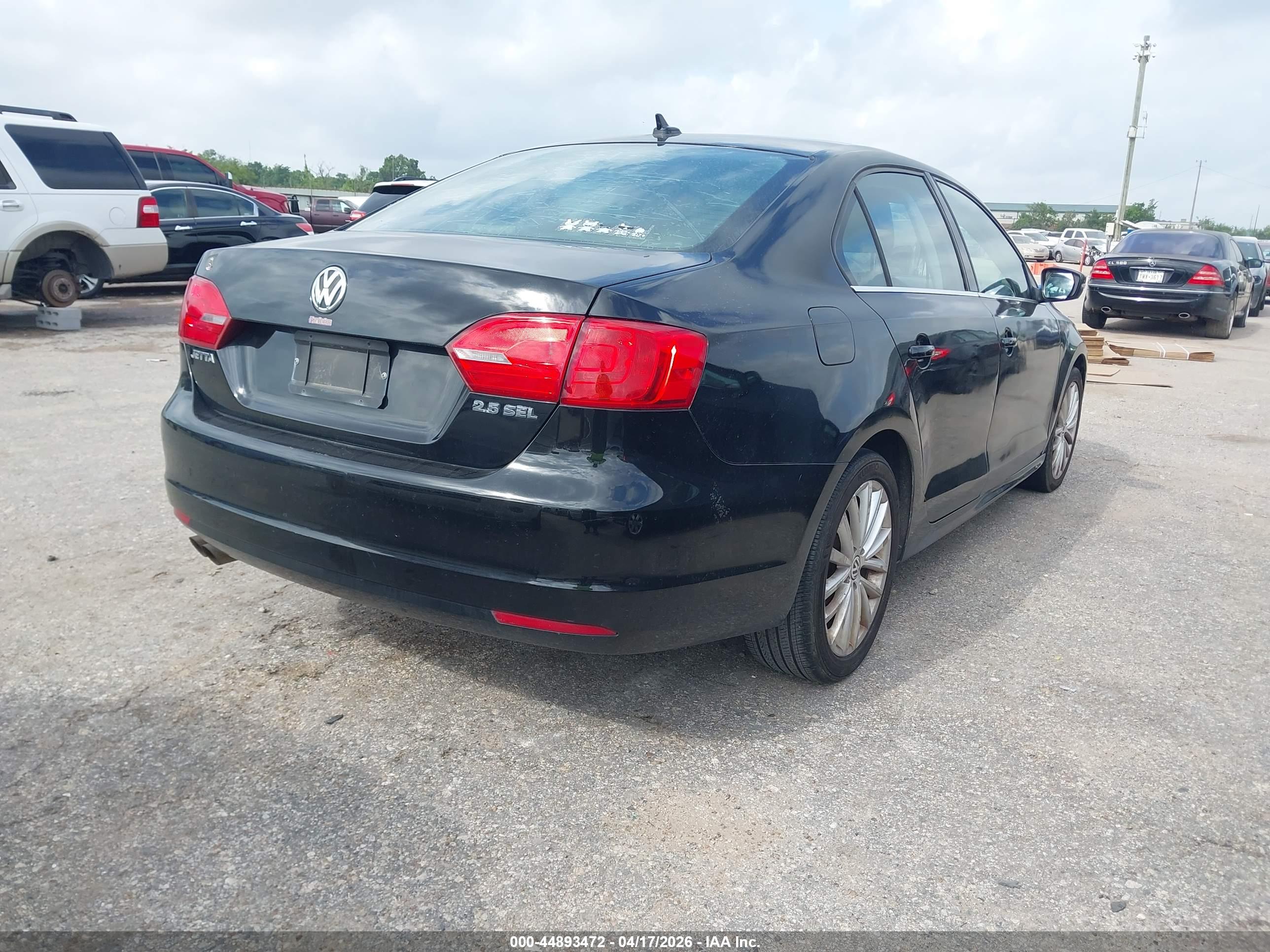 VOLKSWAGEN JETTA image 4