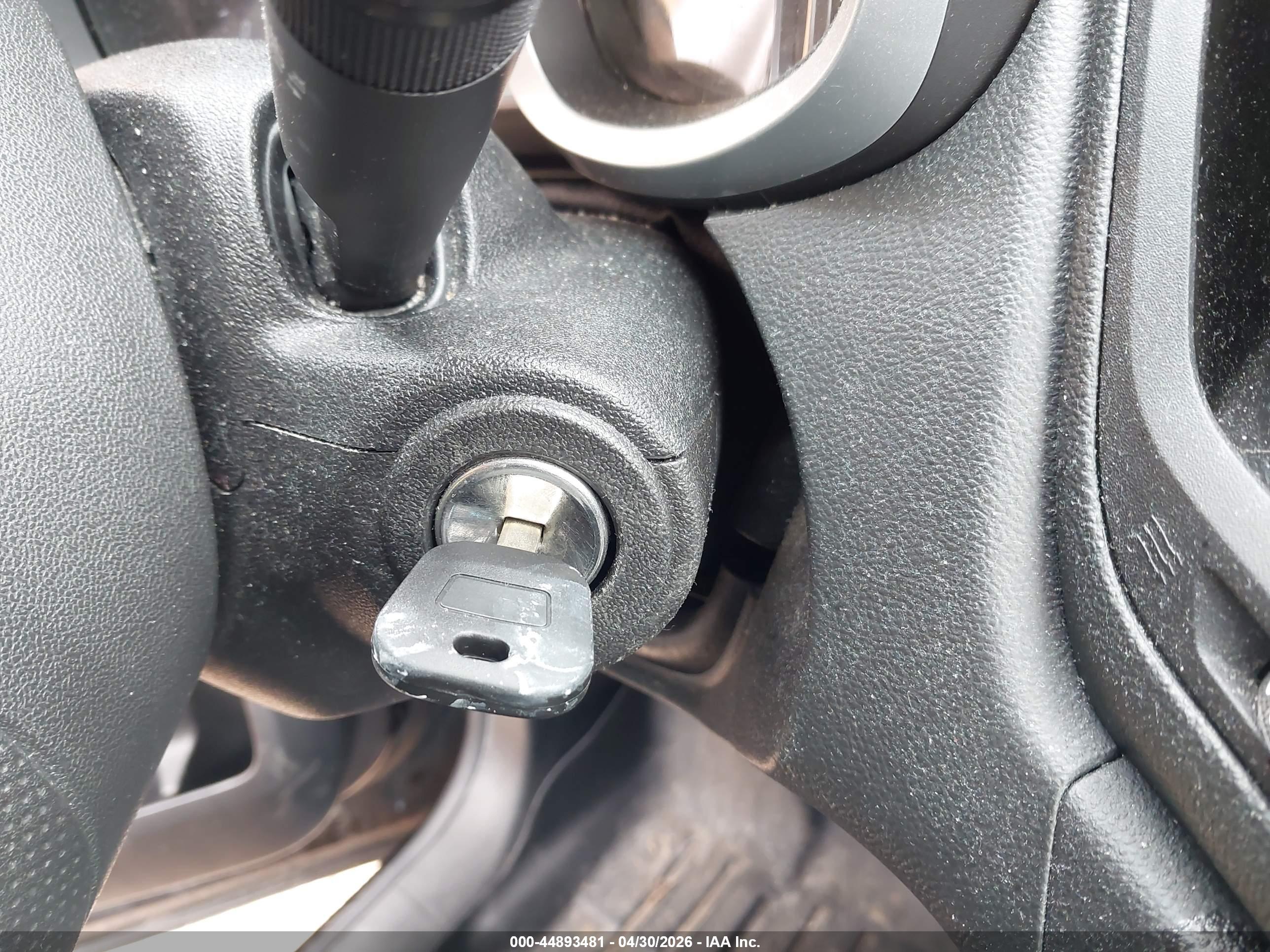 CHEVROLET EQUINOX image 11