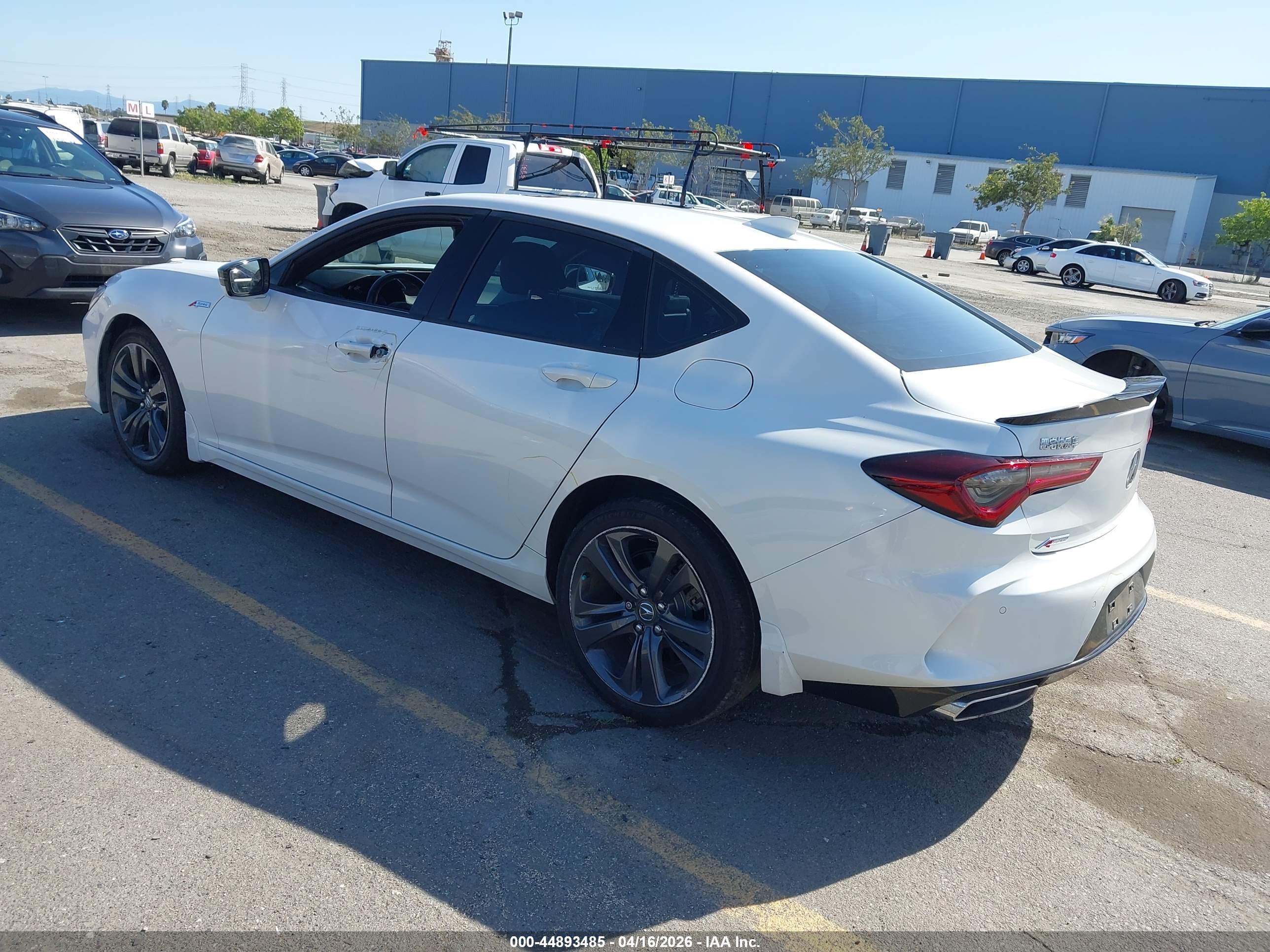 ACURA TLX image 3