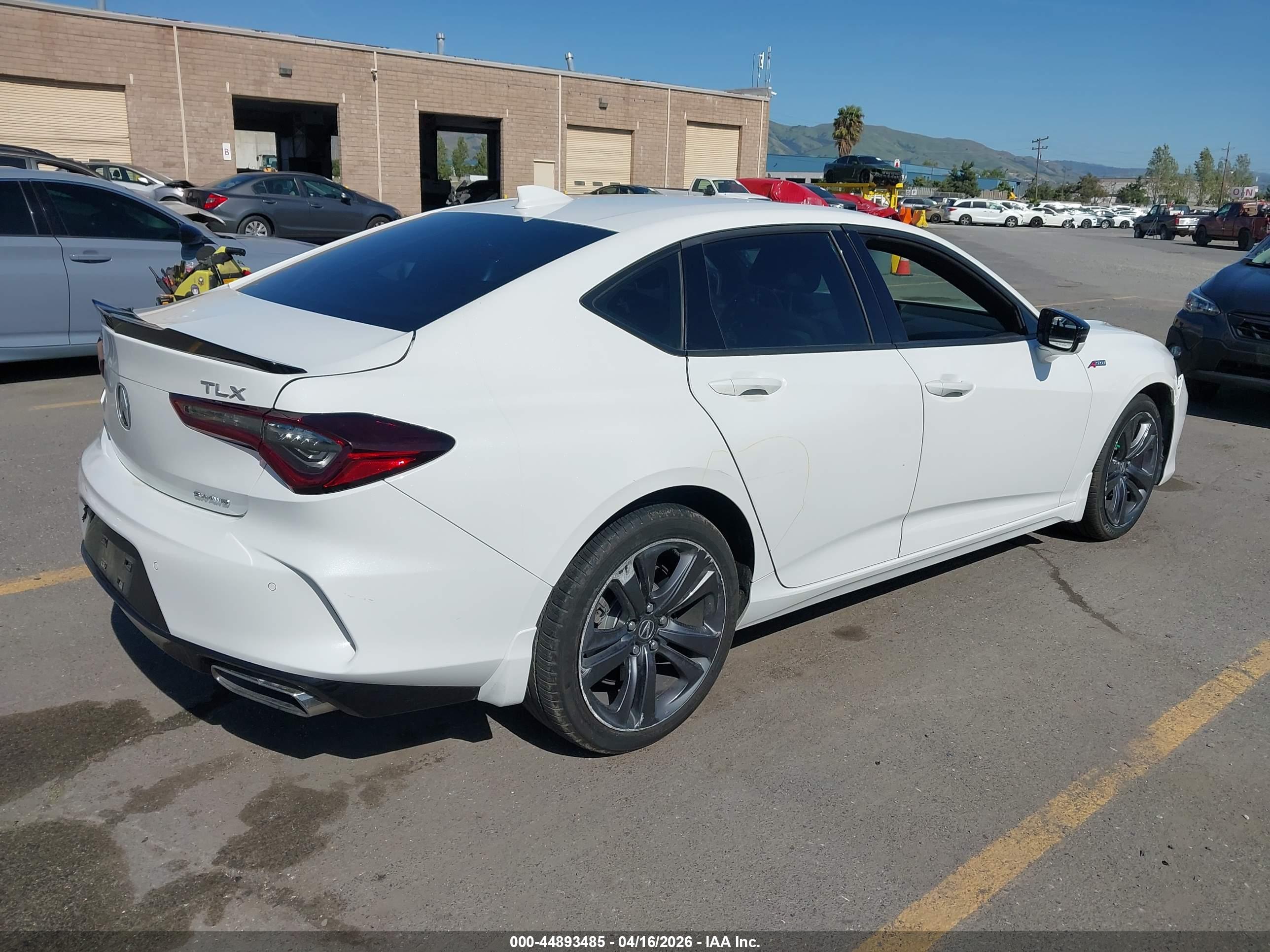 ACURA TLX image 4