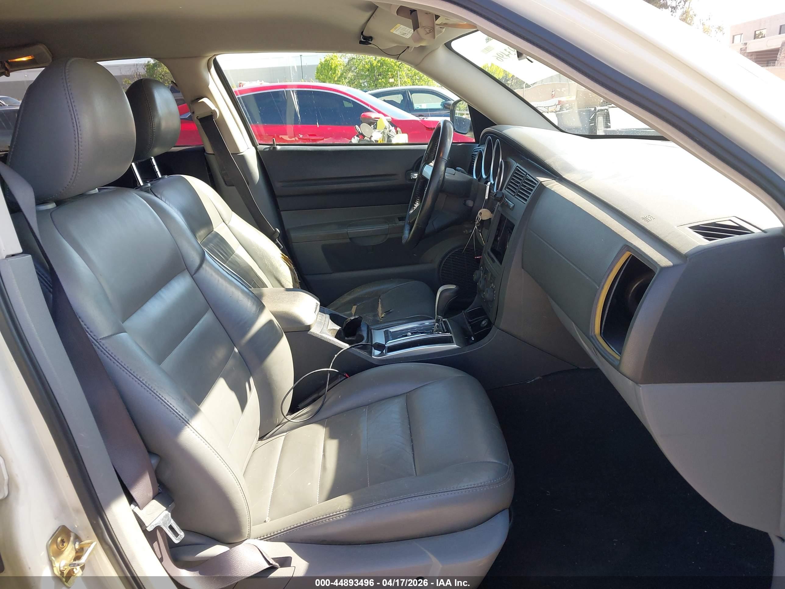 DODGE MAGNUM image 5