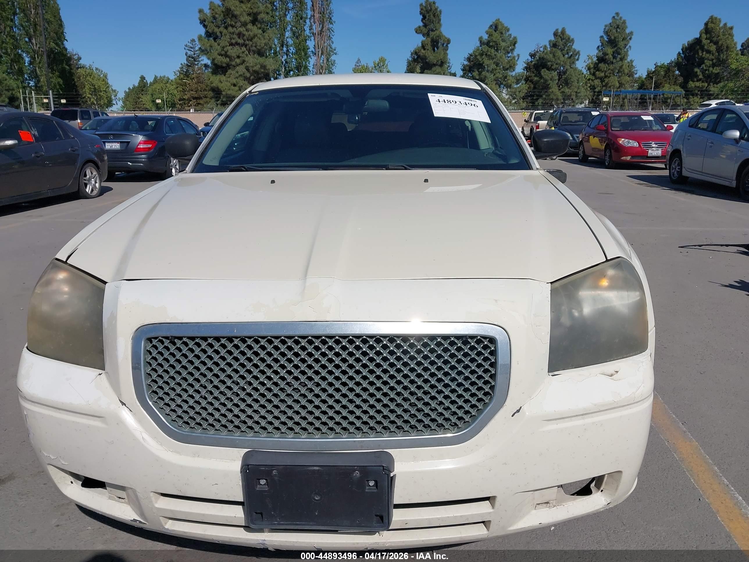 DODGE MAGNUM image 6