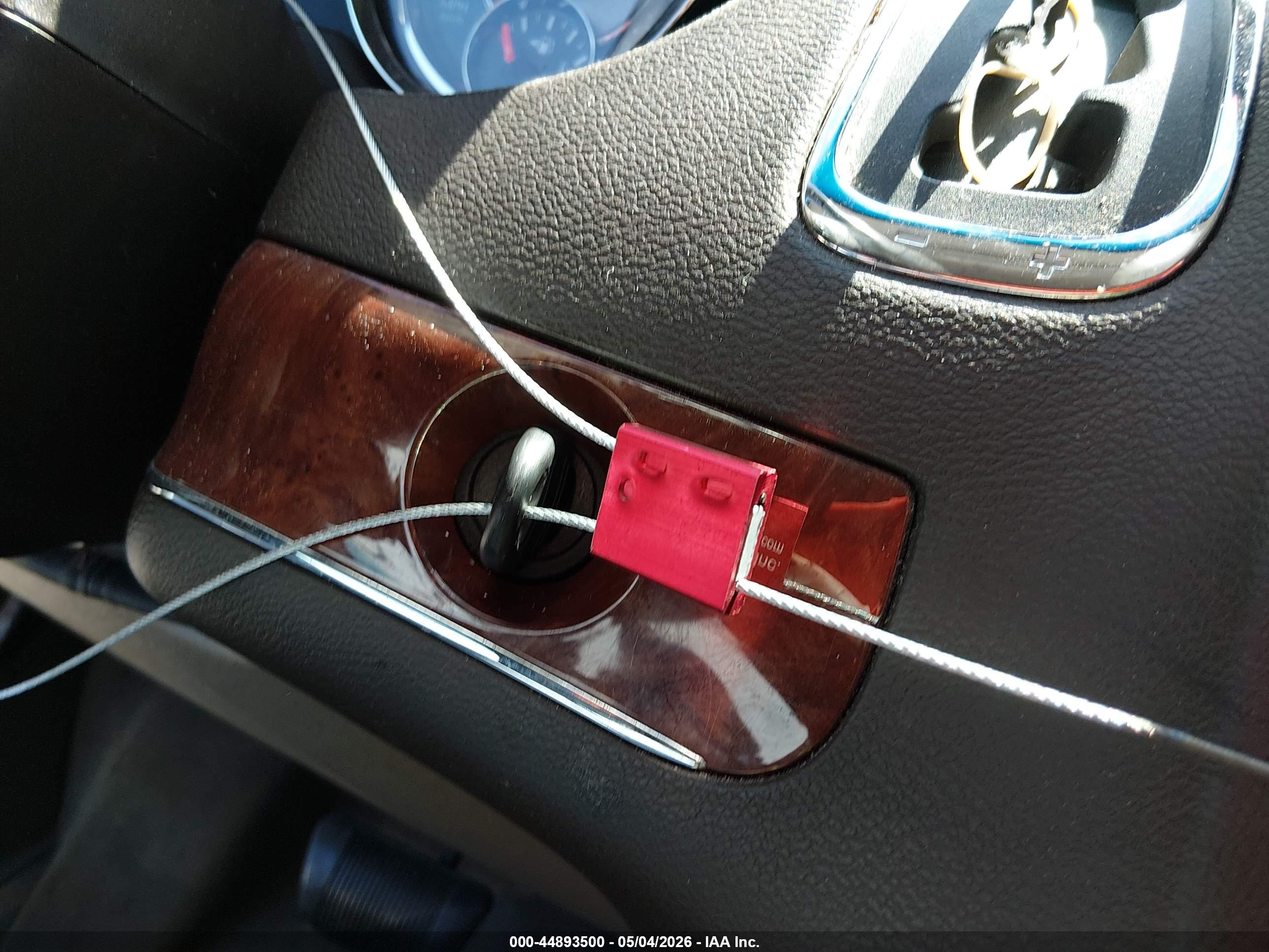 CHRYSLER TOWN image 11