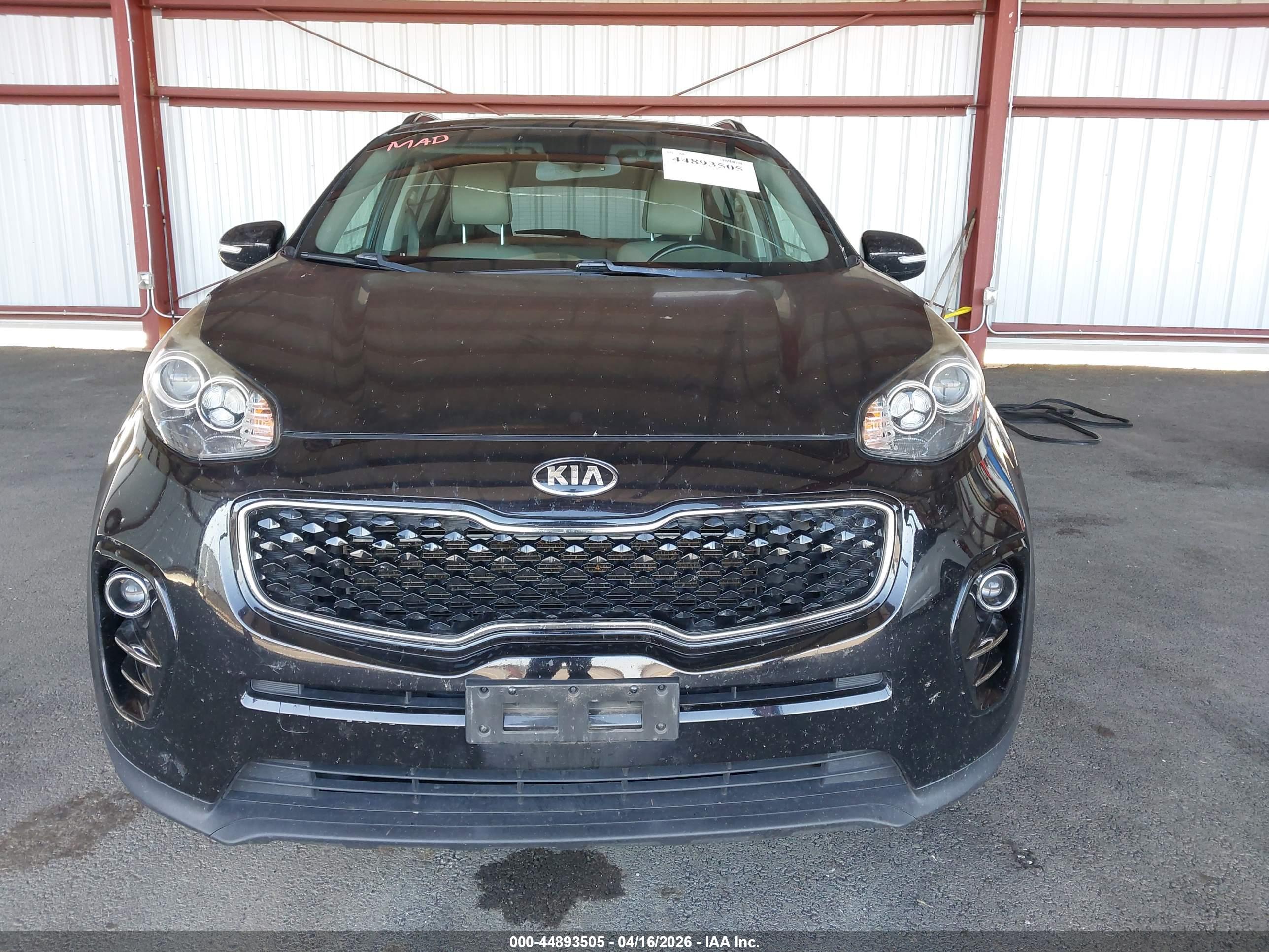 KIA SPORTAGE image 6
