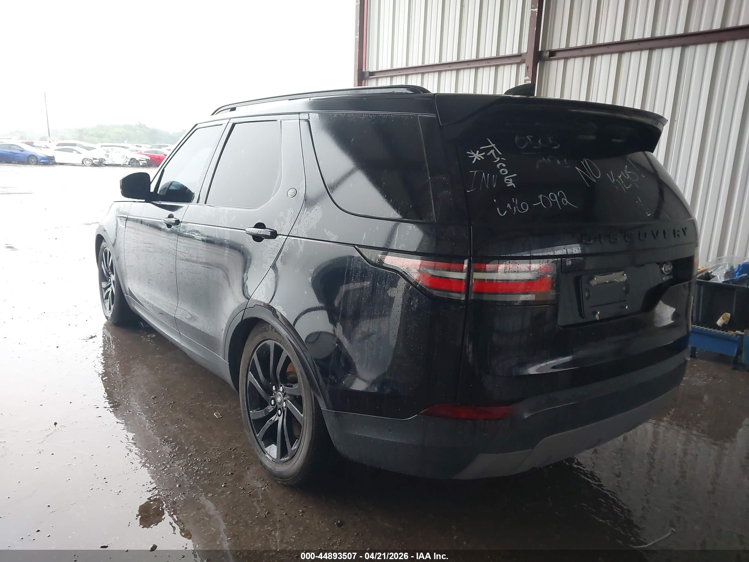 LAND ROVER image 3