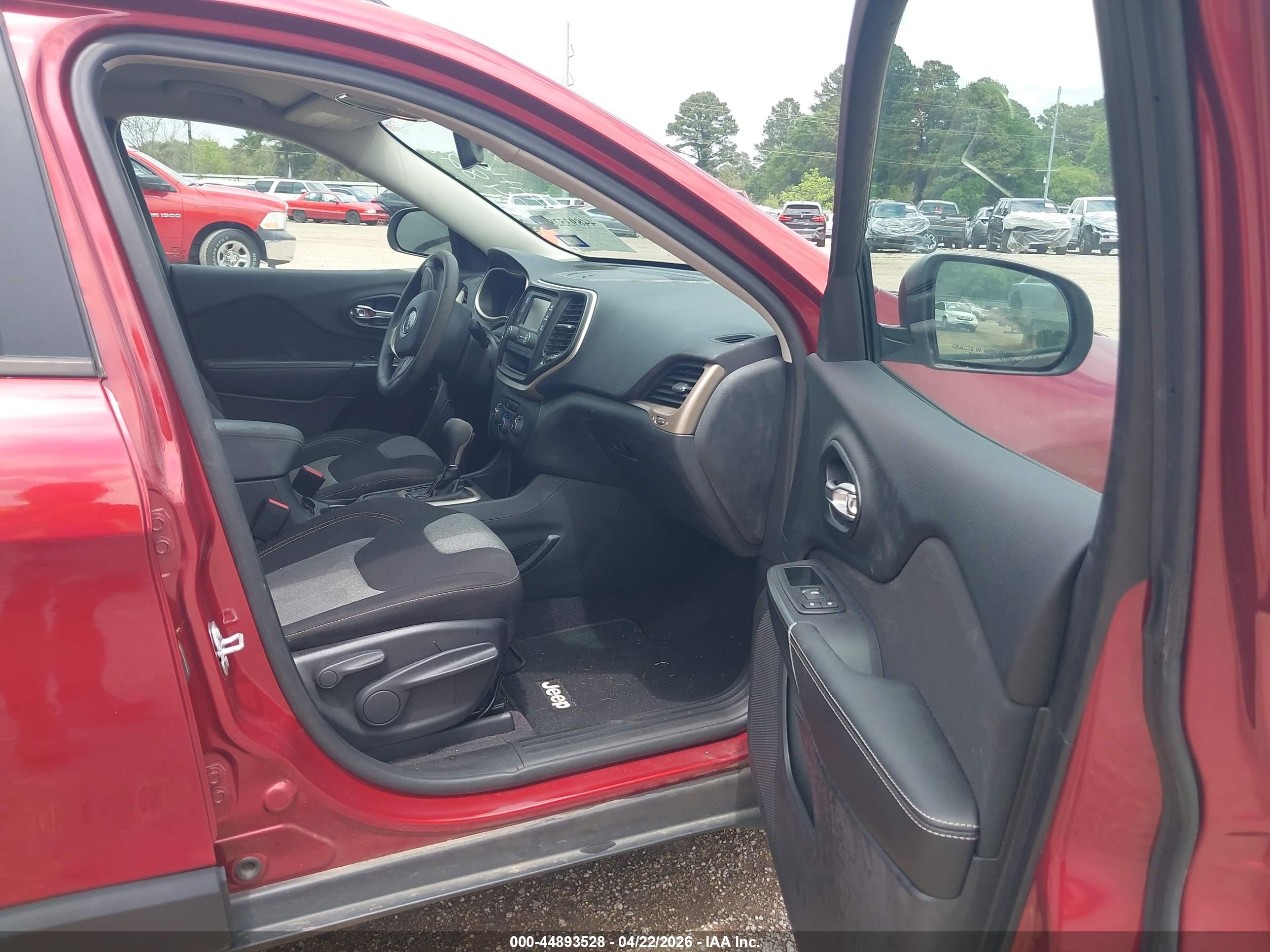 JEEP CHEROKEE image 5