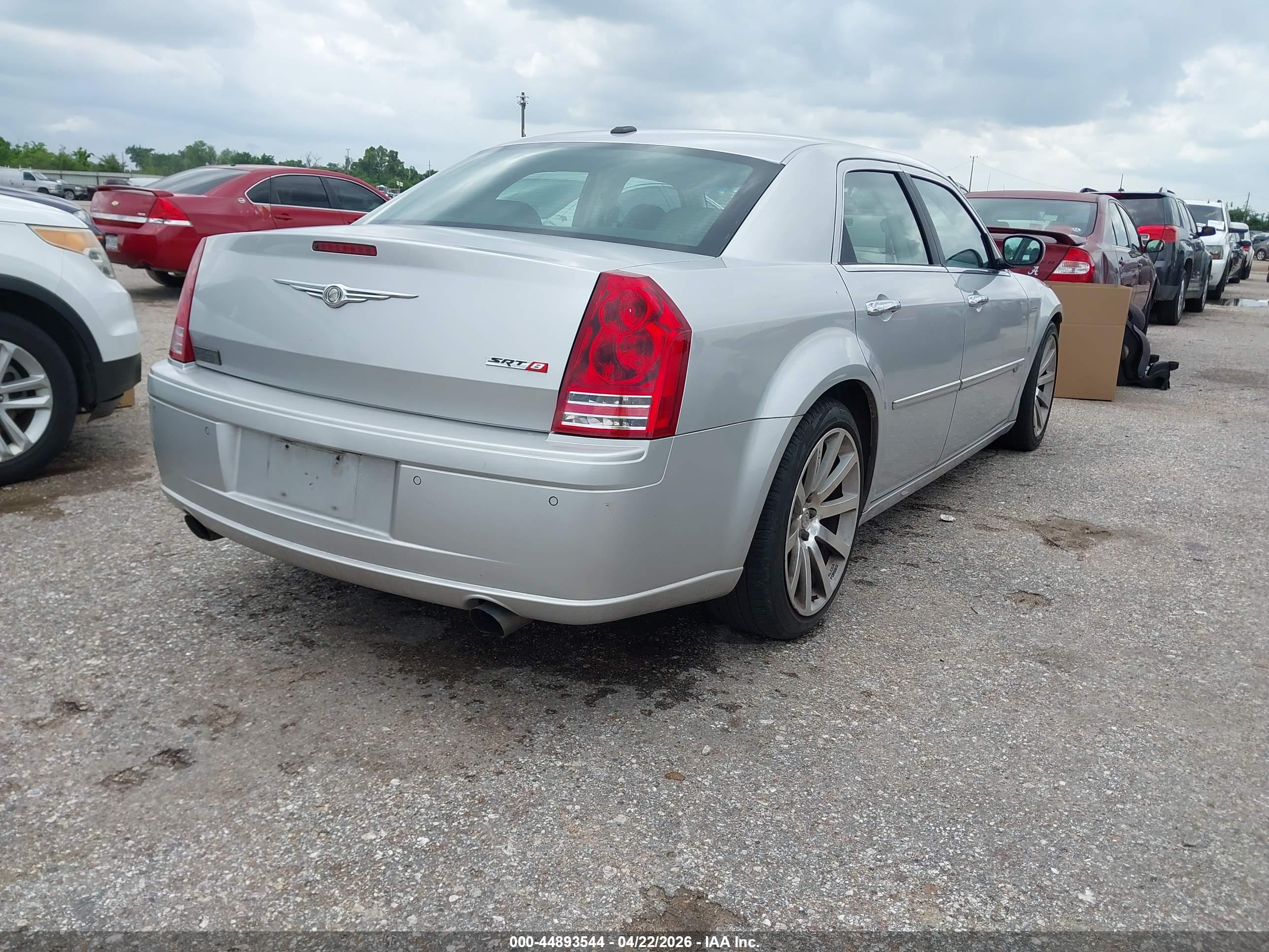 CHRYSLER 300C image 4