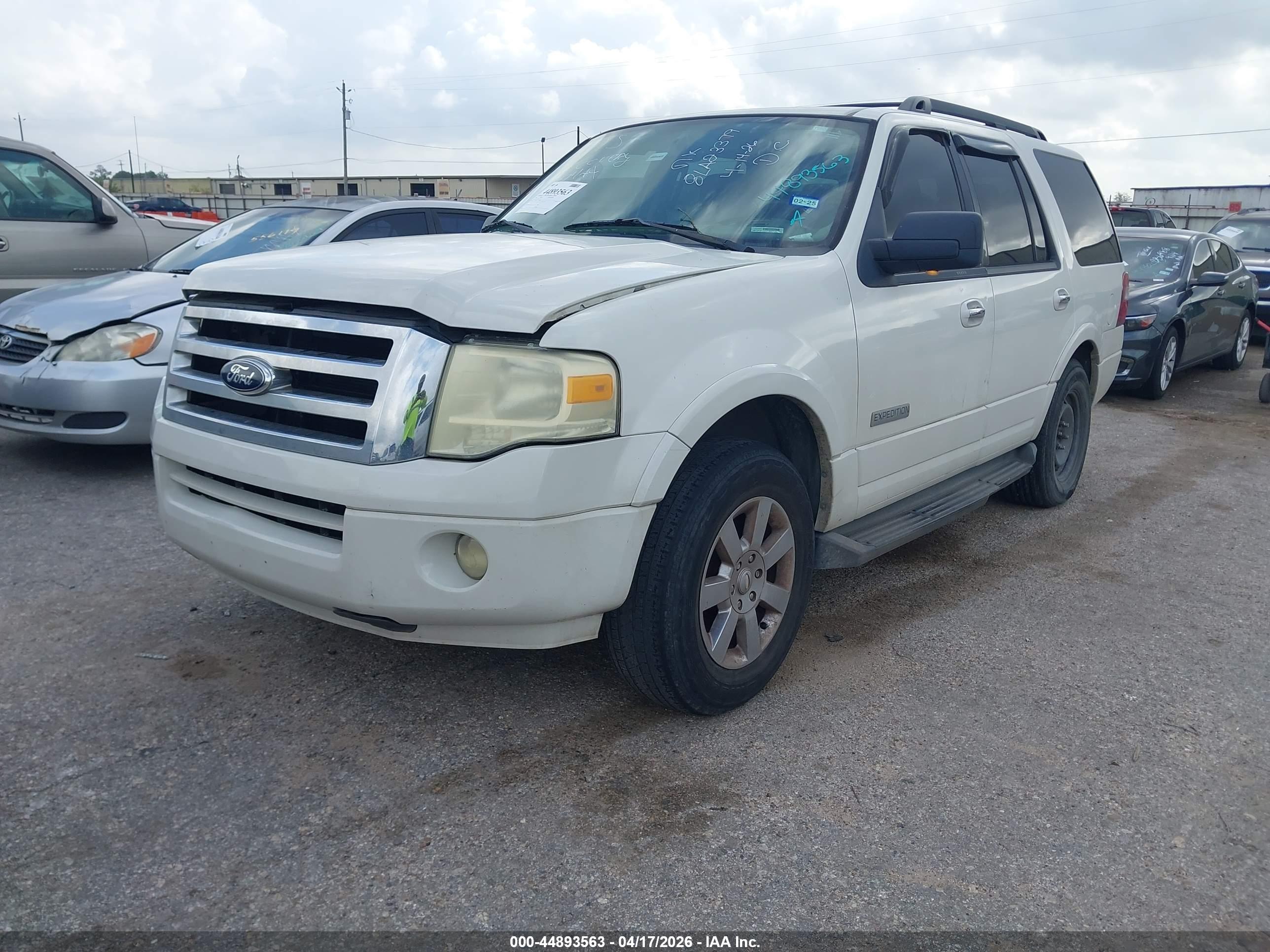 FORD EXPEDITION image 2