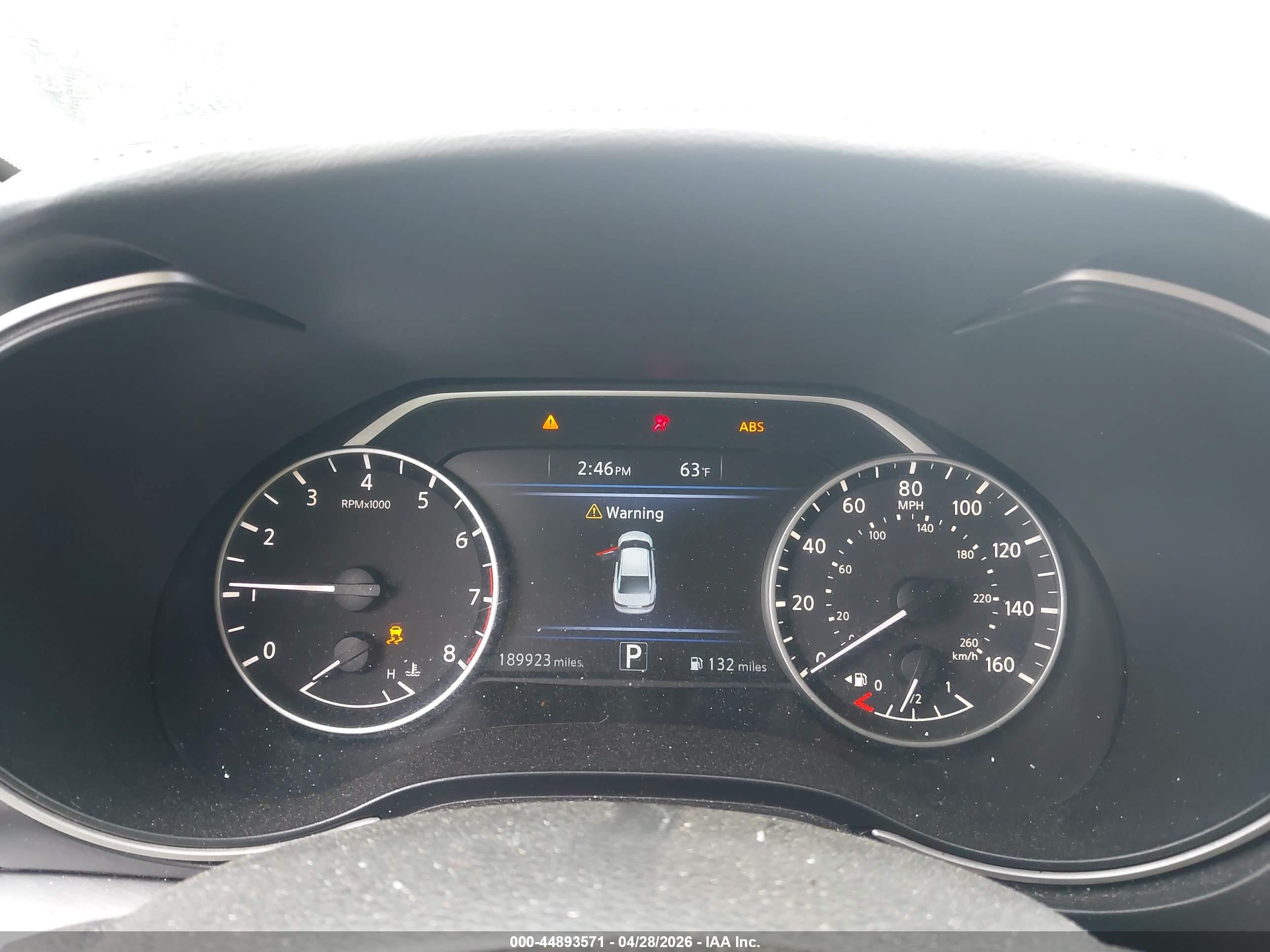 NISSAN MAXIMA image 7
