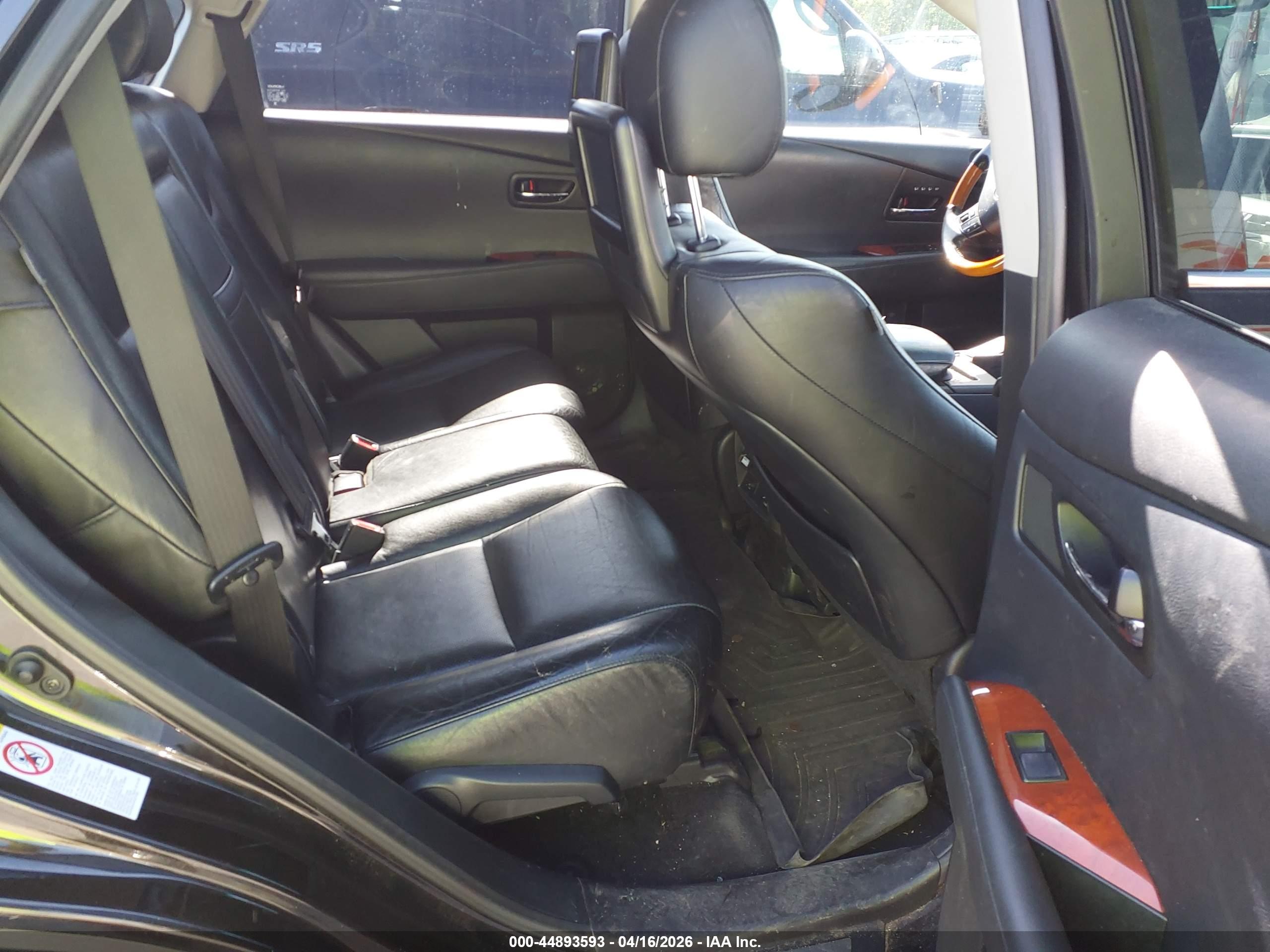 LEXUS RX image 8