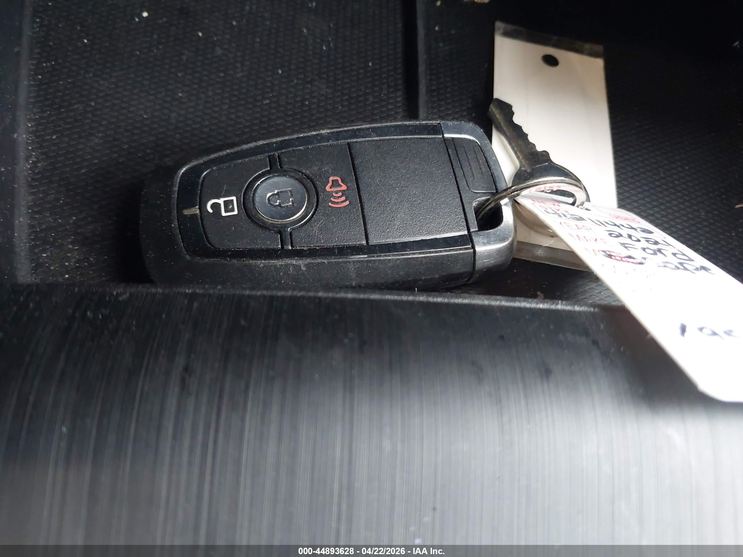 FORD ESCAPE image 11