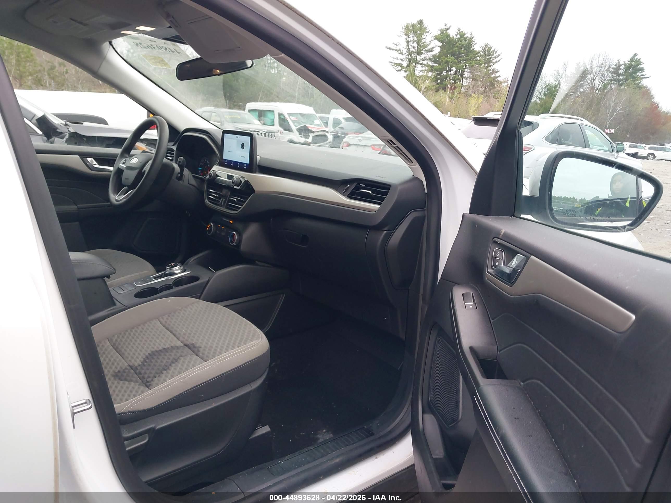 FORD ESCAPE image 5