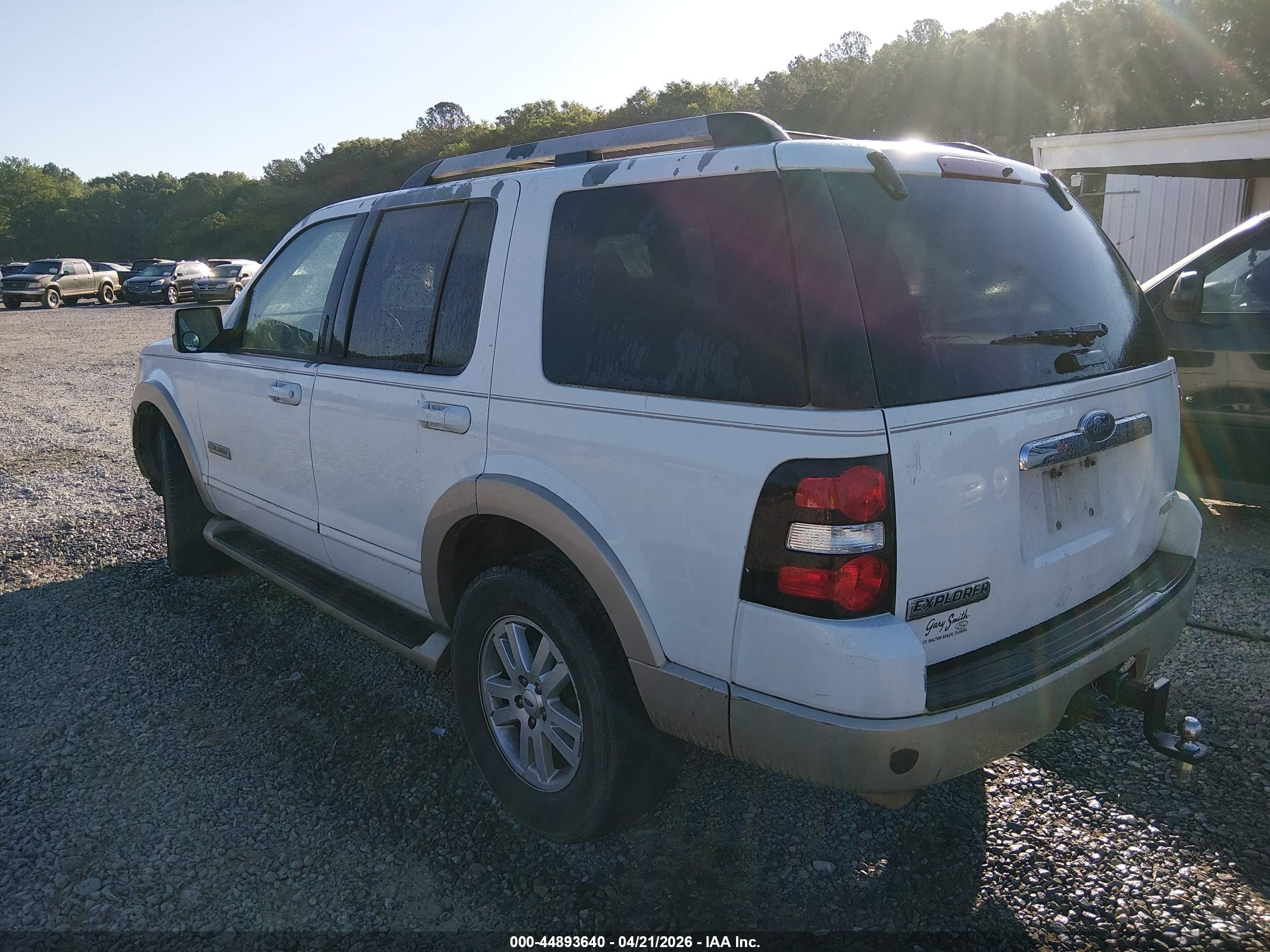 FORD EXPLORER image 3