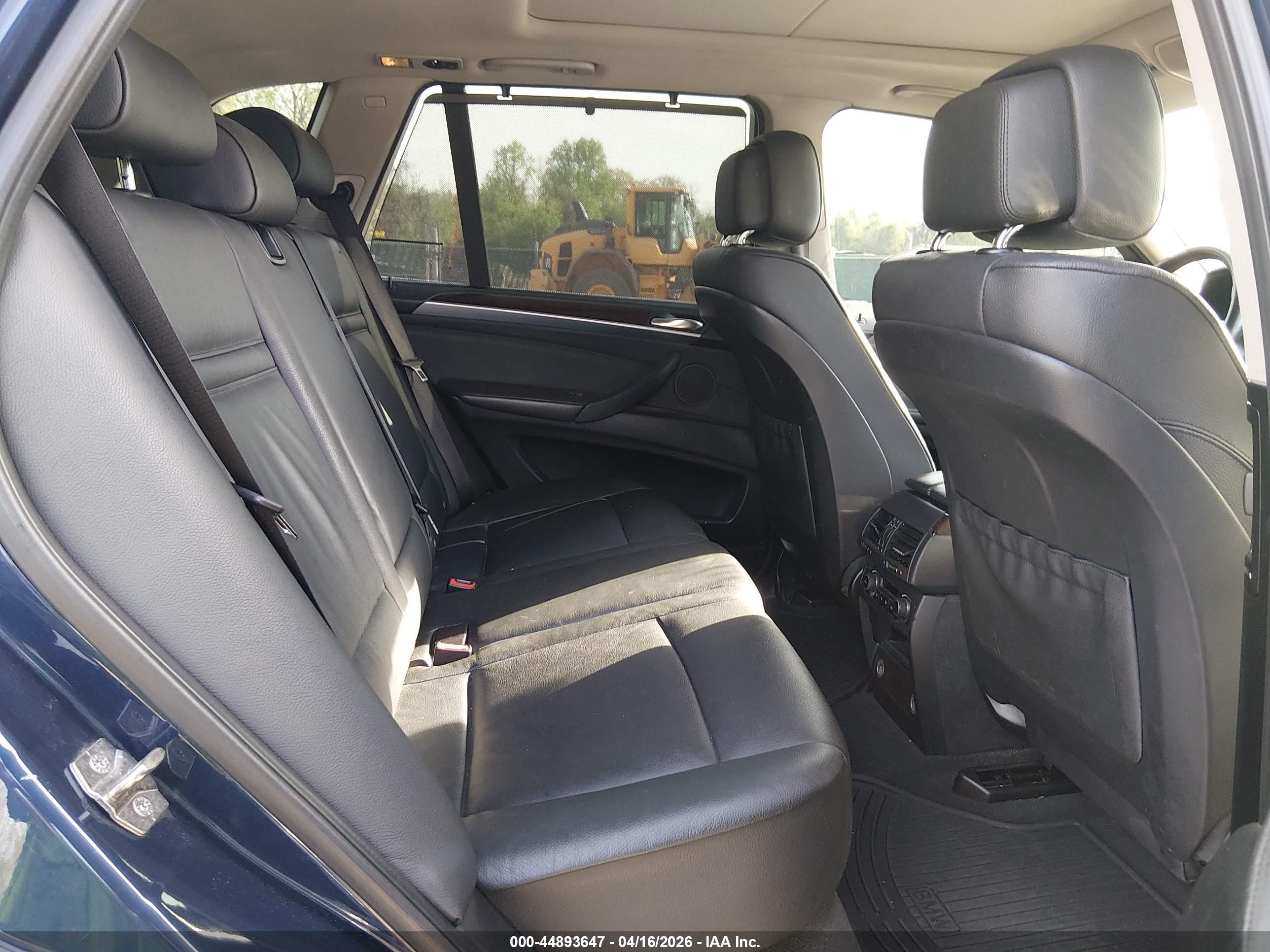 BMW X5 image 8
