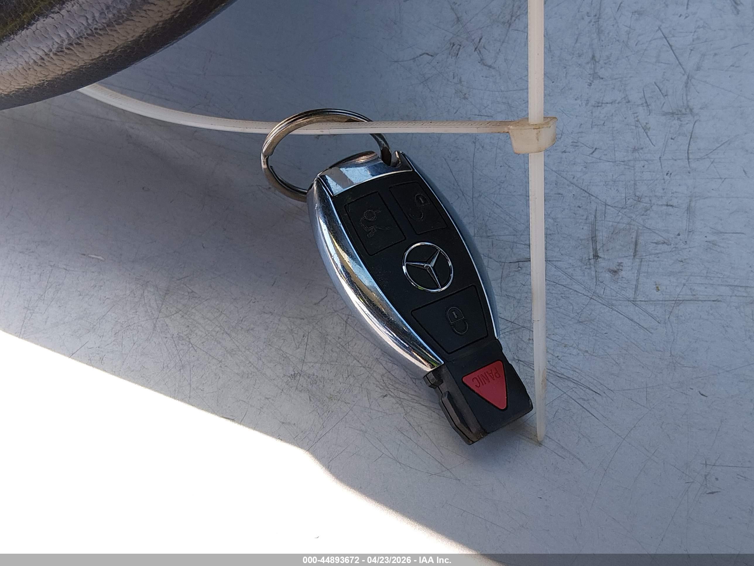 MERCEDES-BENZ C image 11