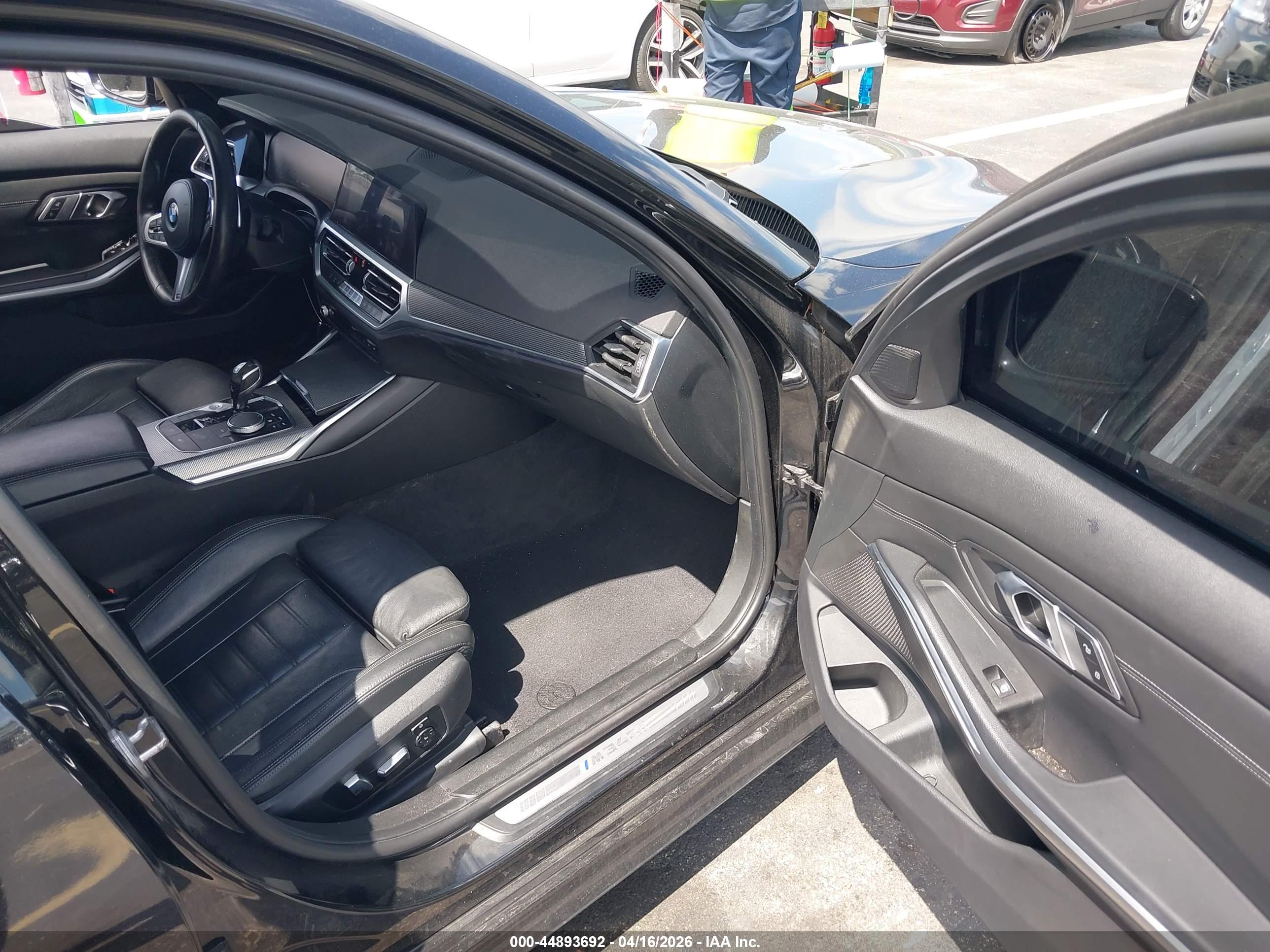 BMW M340I image 5