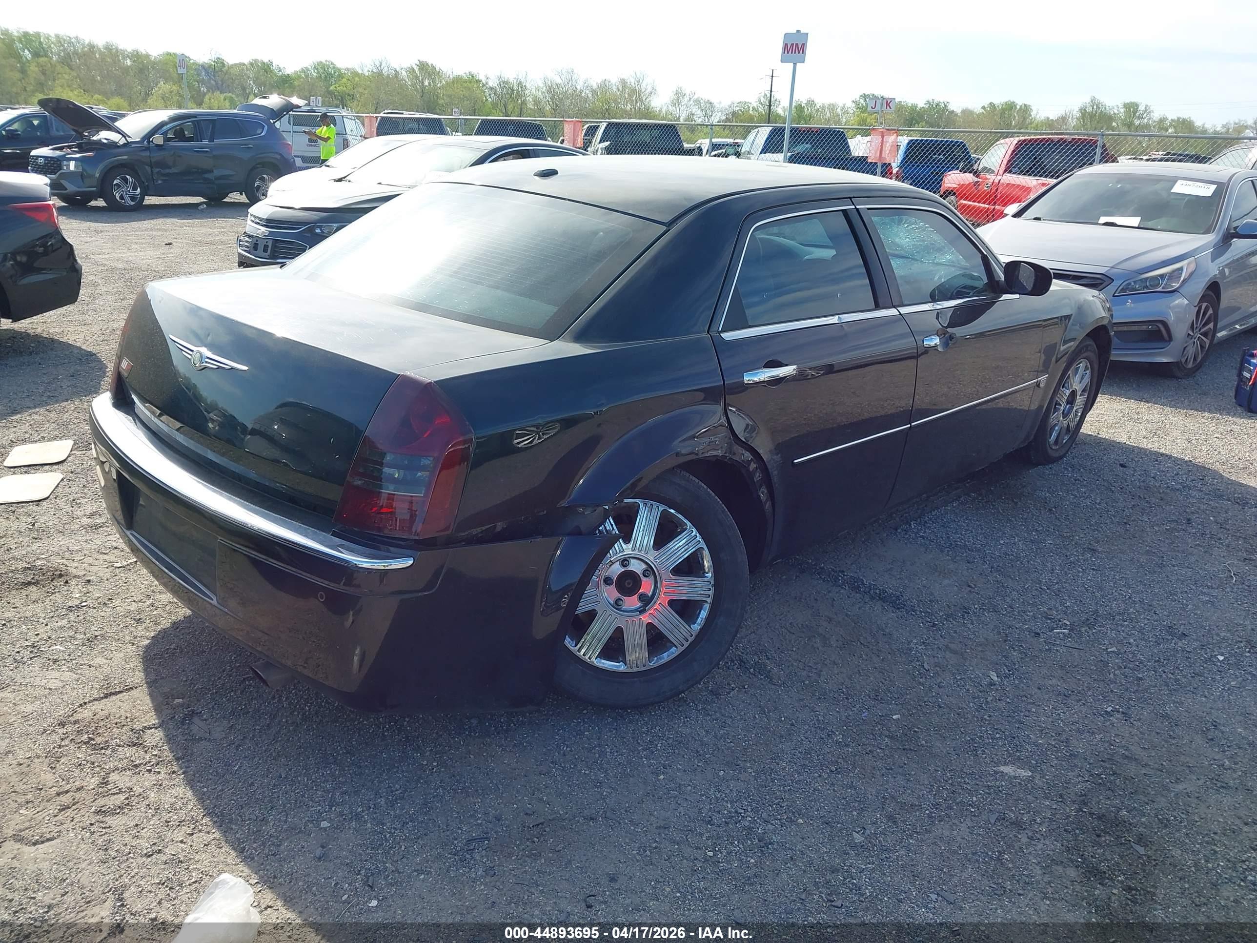 CHRYSLER 300C image 4