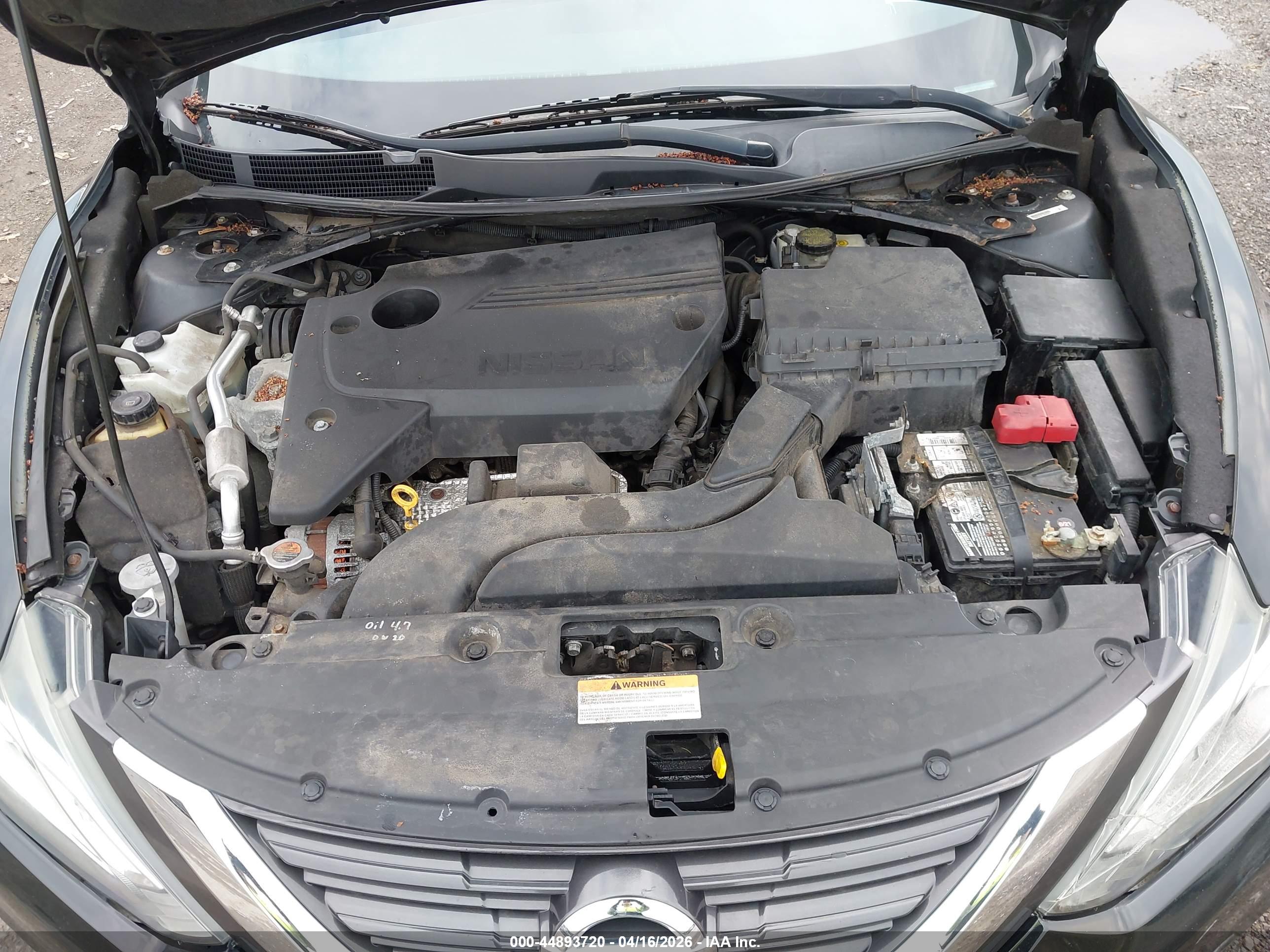 NISSAN ALTIMA image 10