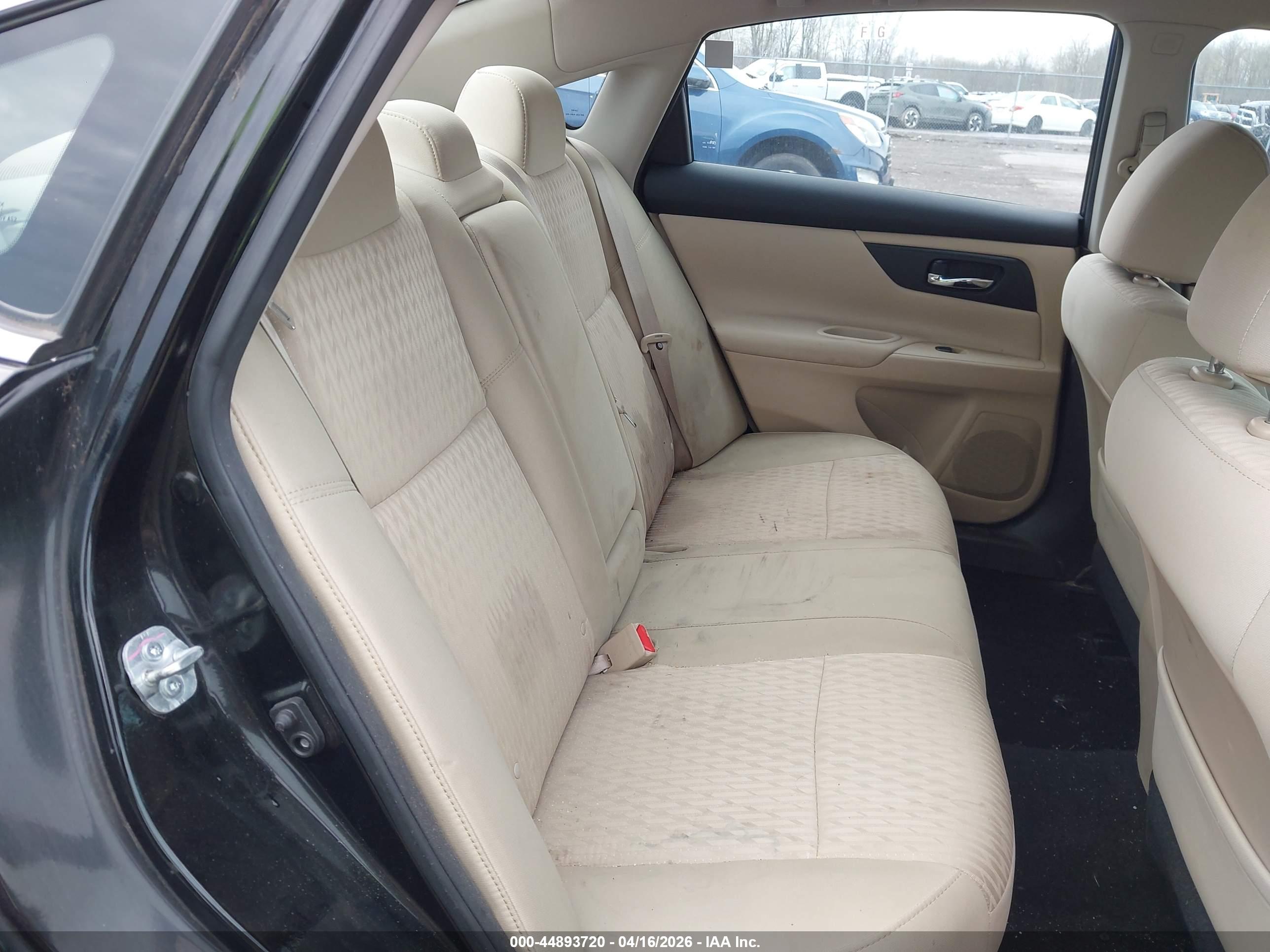 NISSAN ALTIMA image 8