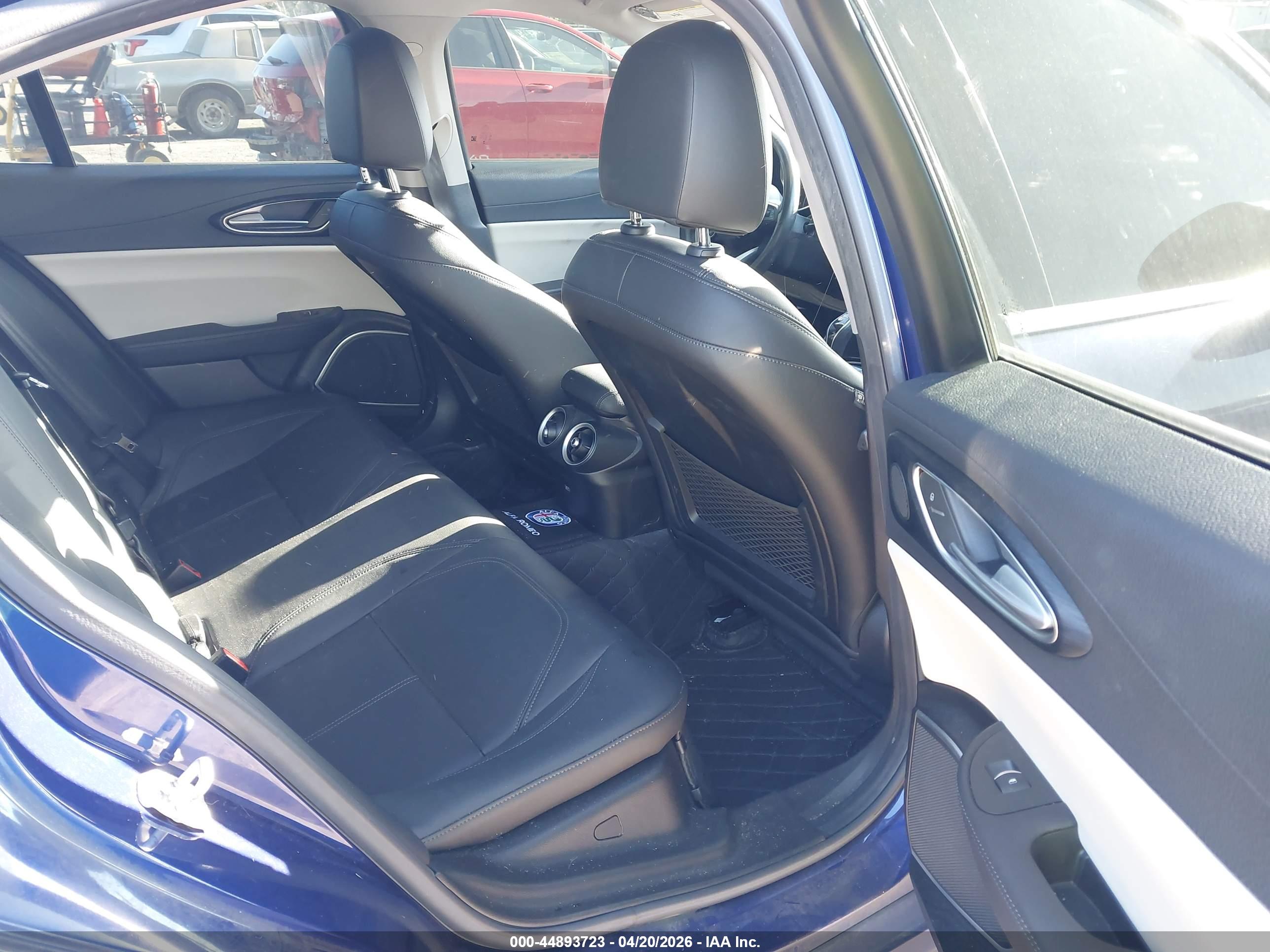 ALFA ROMEO image 8