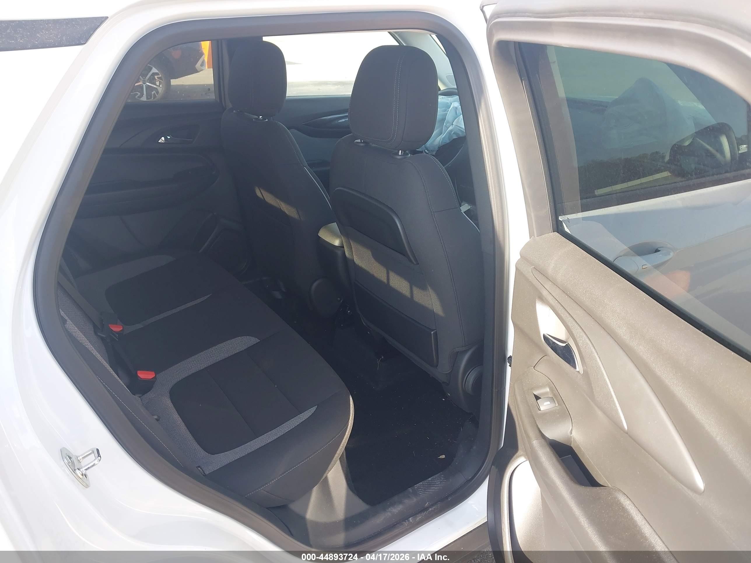 CHEVROLET TRAILBLAZER image 8