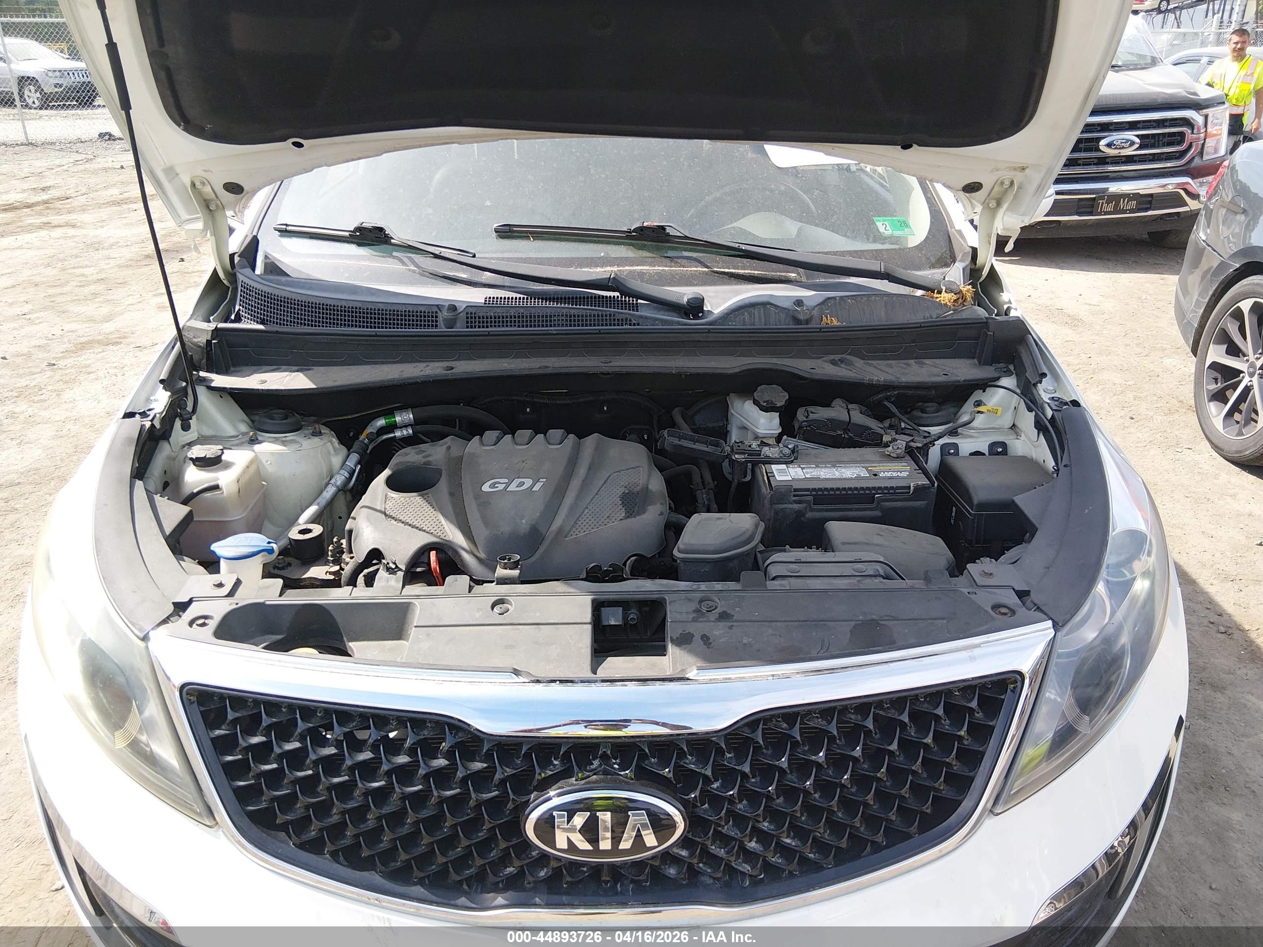KIA SPORTAGE image 10