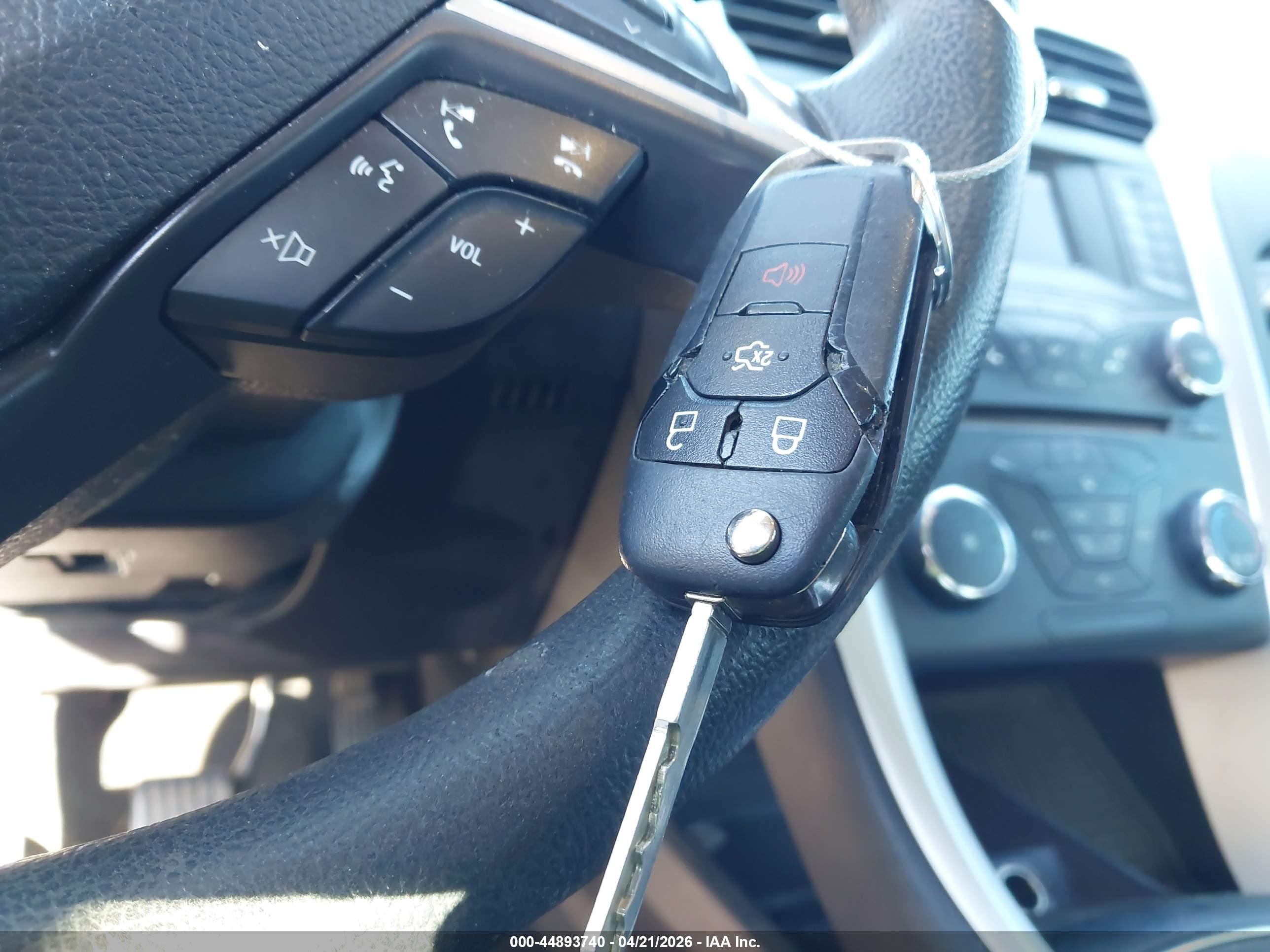 FORD FUSION image 11