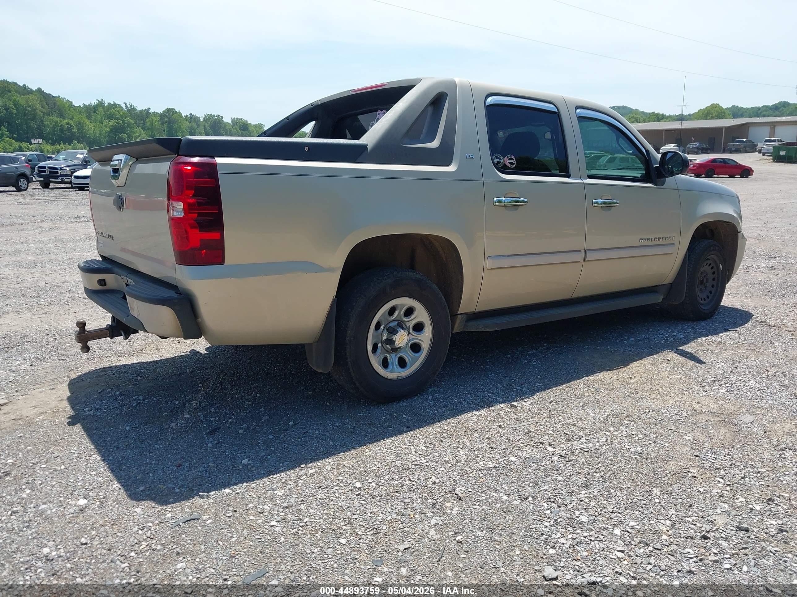 CHEVROLET AVALANCHE image 4