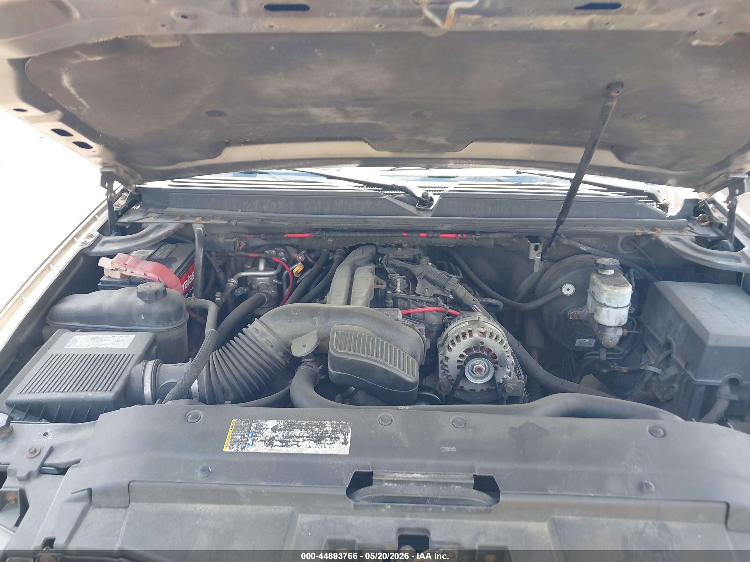 CHEVROLET SUBURBAN image 10