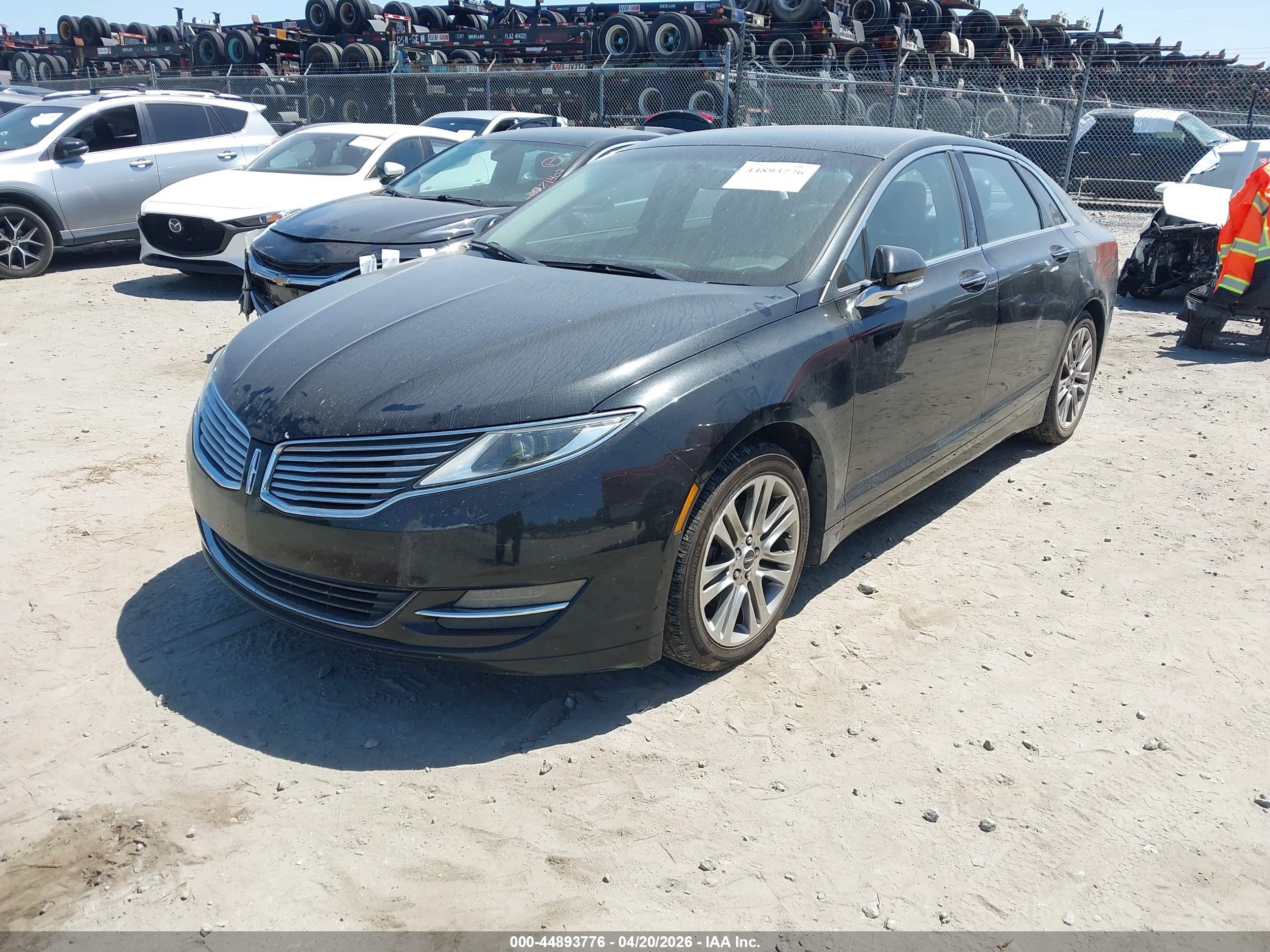 LINCOLN MKZ image 2