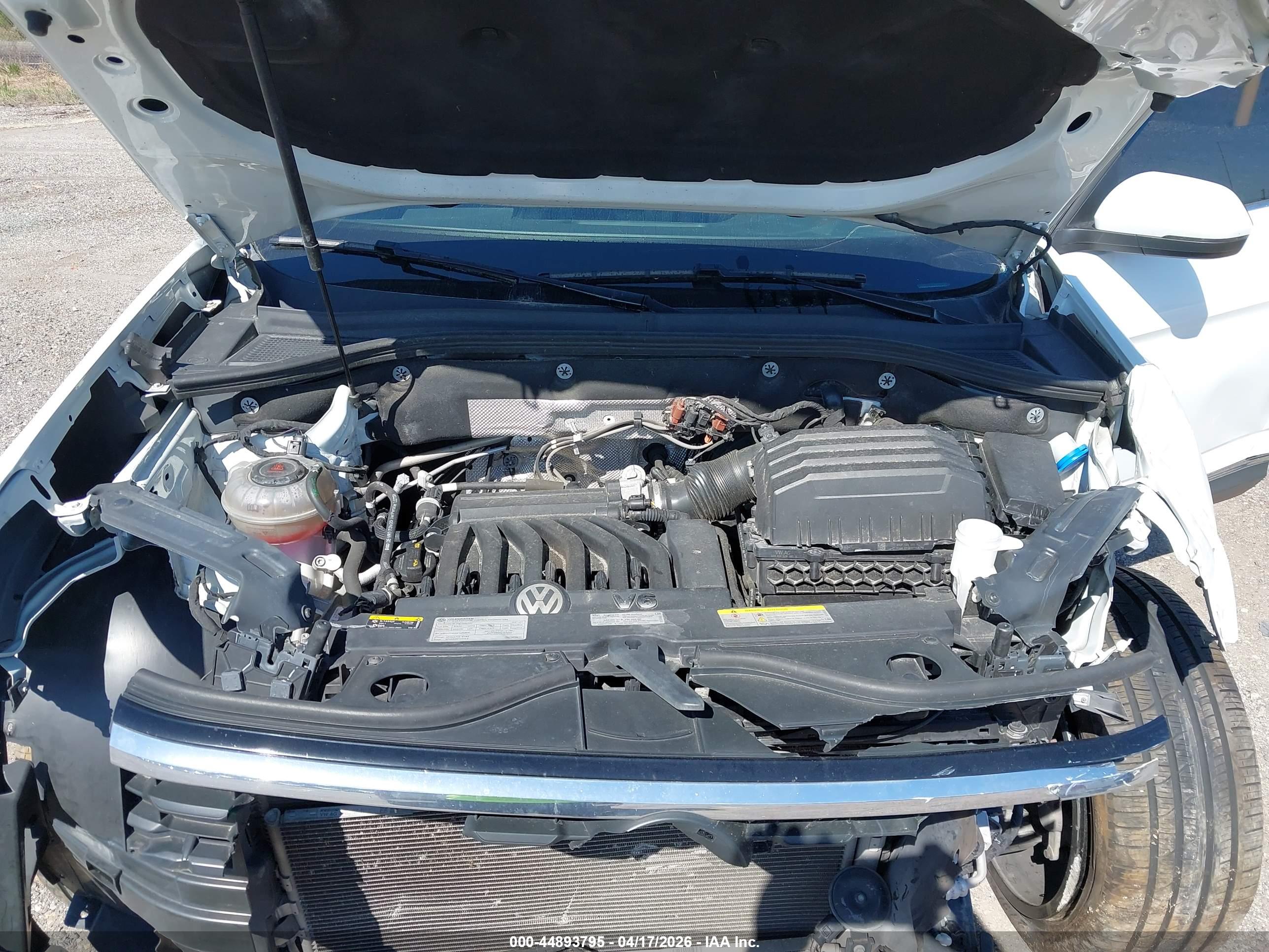 VOLKSWAGEN ATLAS image 10
