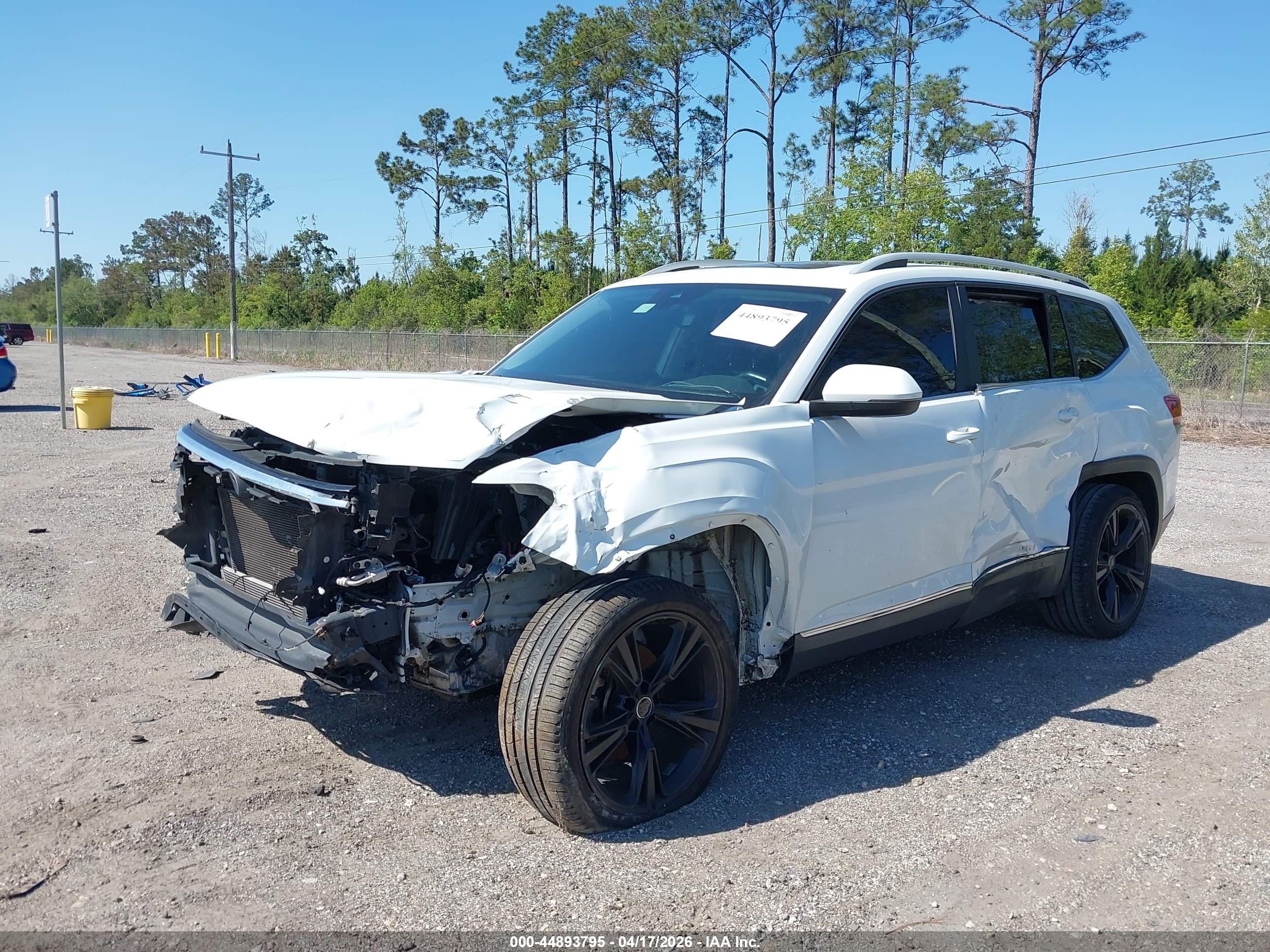 VOLKSWAGEN ATLAS image 6