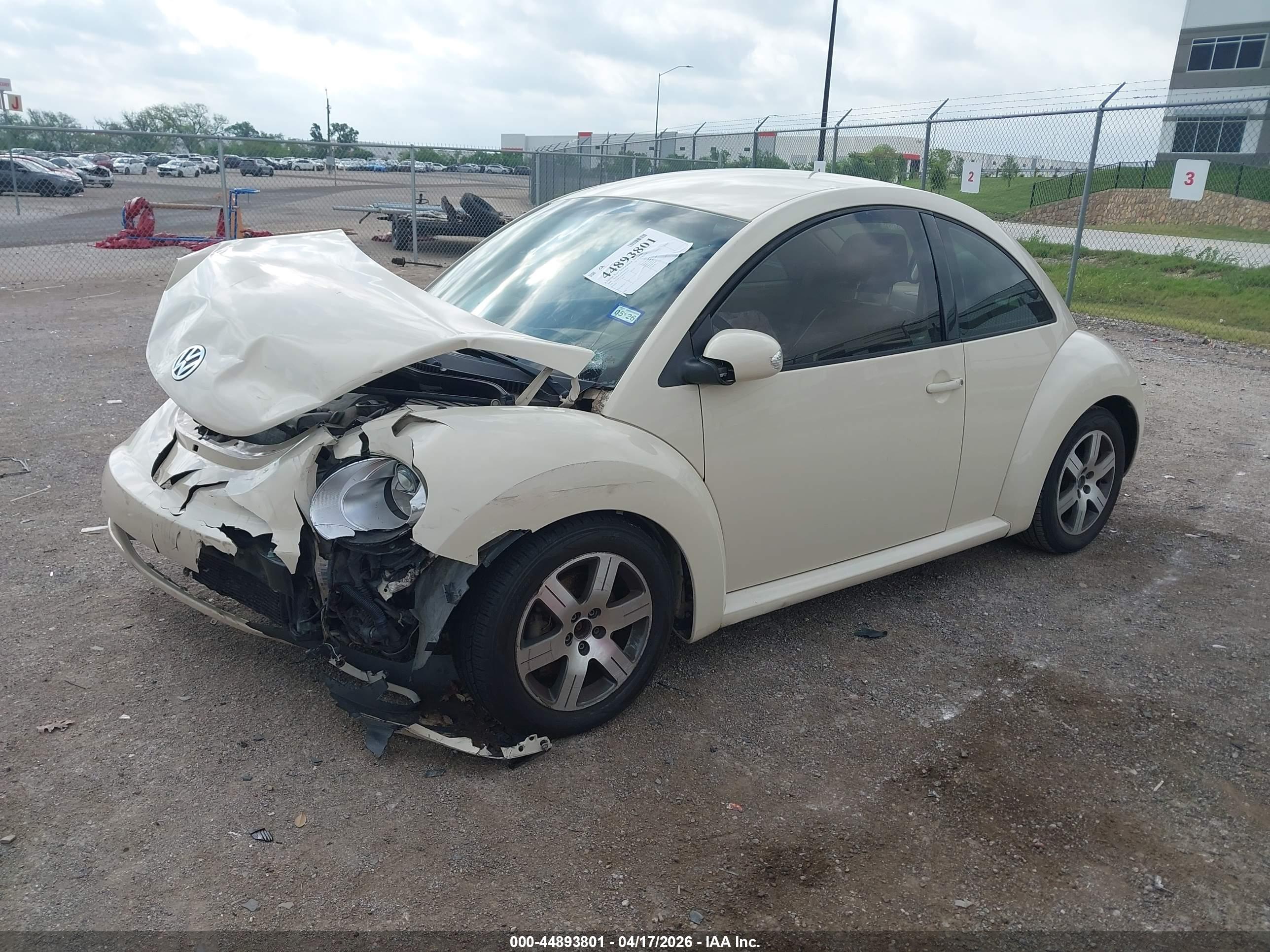 VOLKSWAGEN NEW image 2