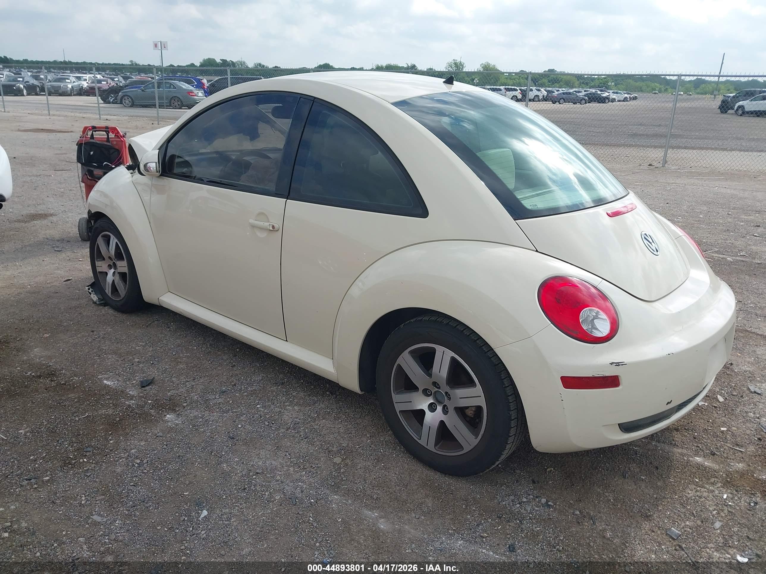 VOLKSWAGEN NEW image 3