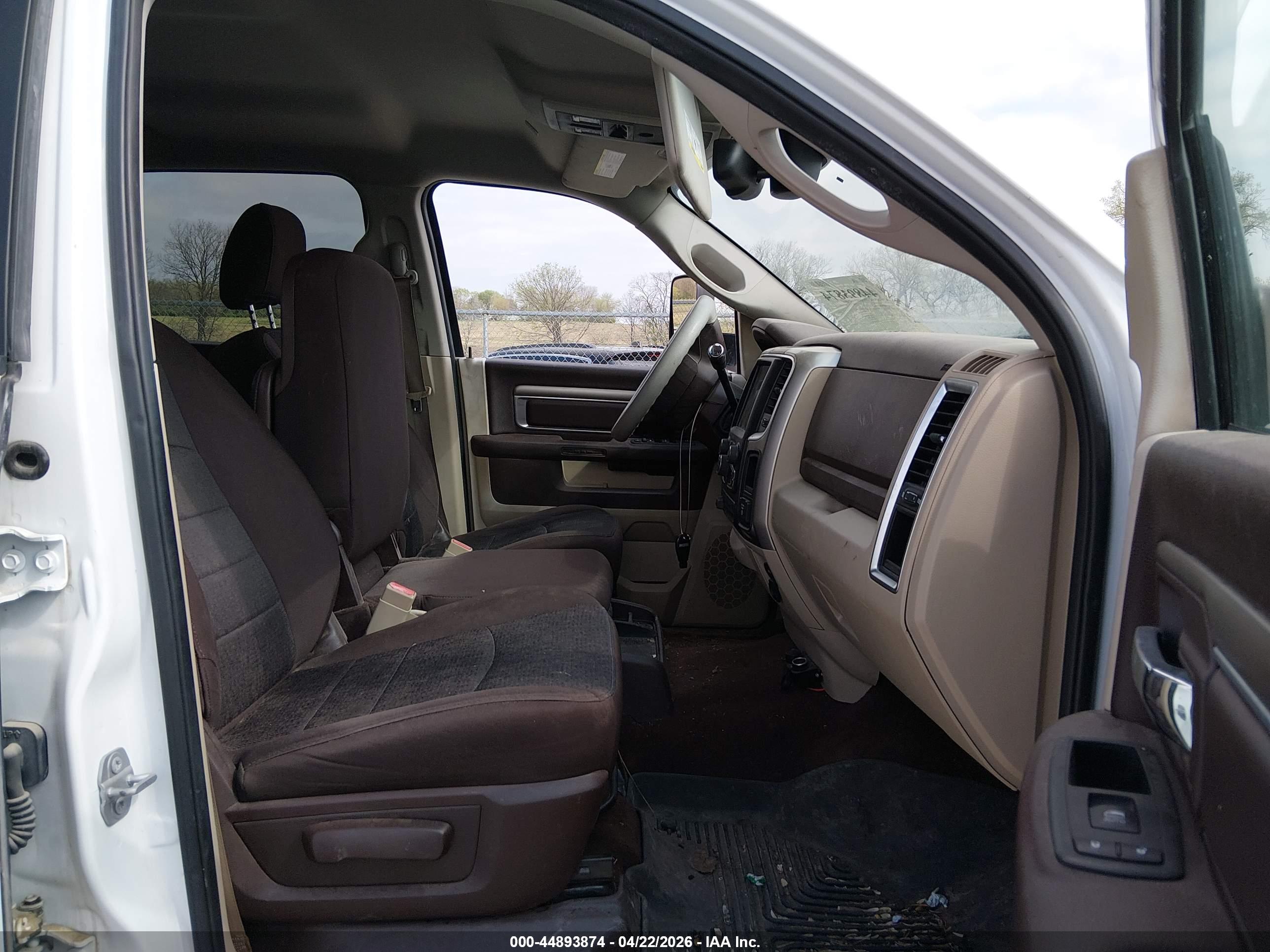 RAM 2500 image 5