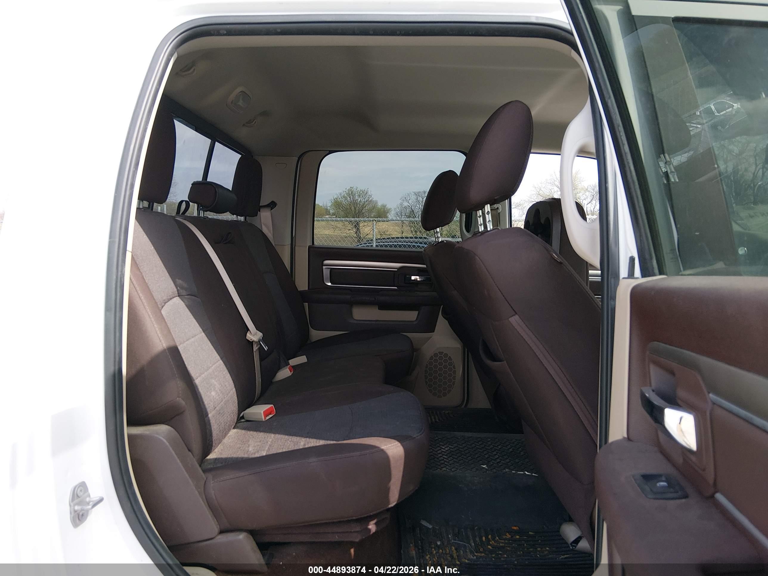 RAM 2500 image 8