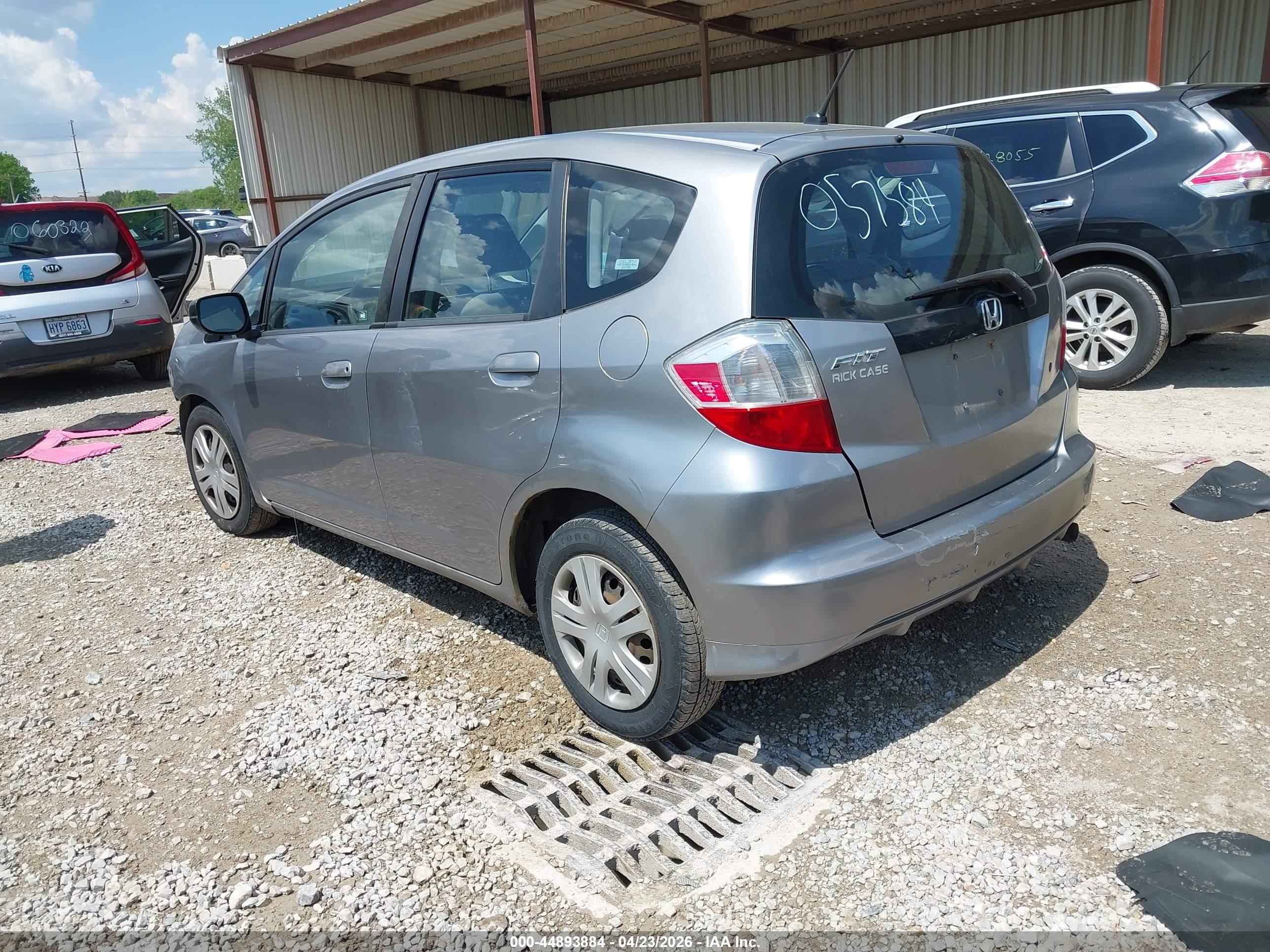 HONDA FIT image 3