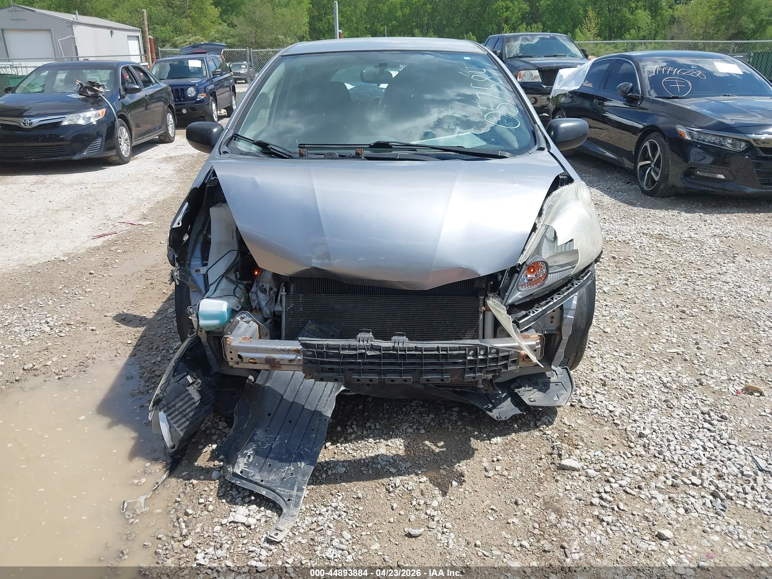 HONDA FIT image 6