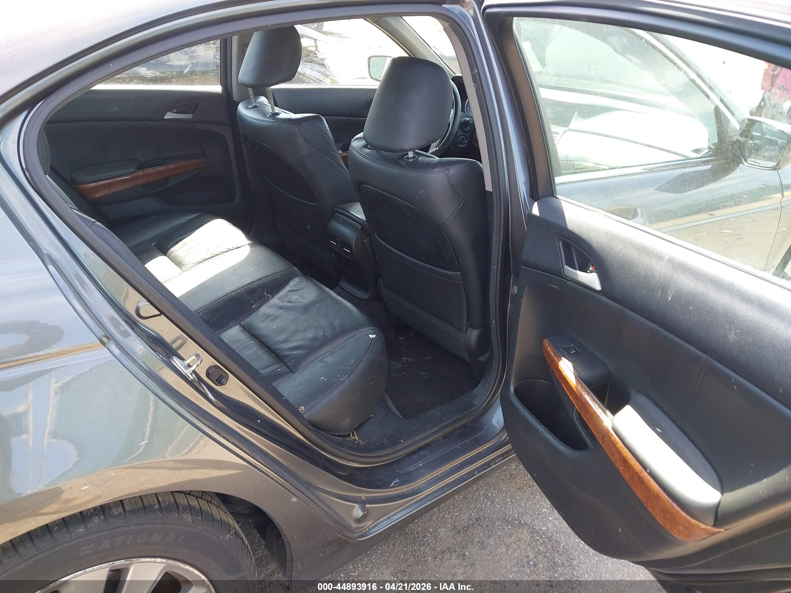 HONDA ACCORD image 8