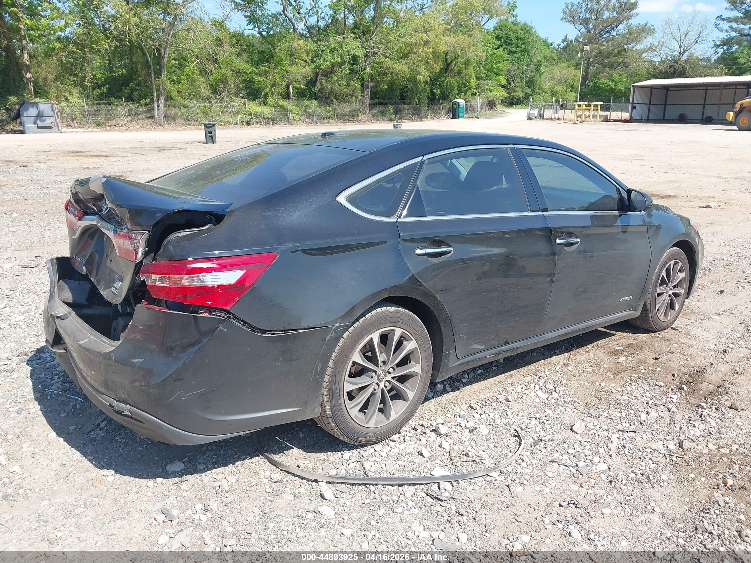 TOYOTA AVALON image 4