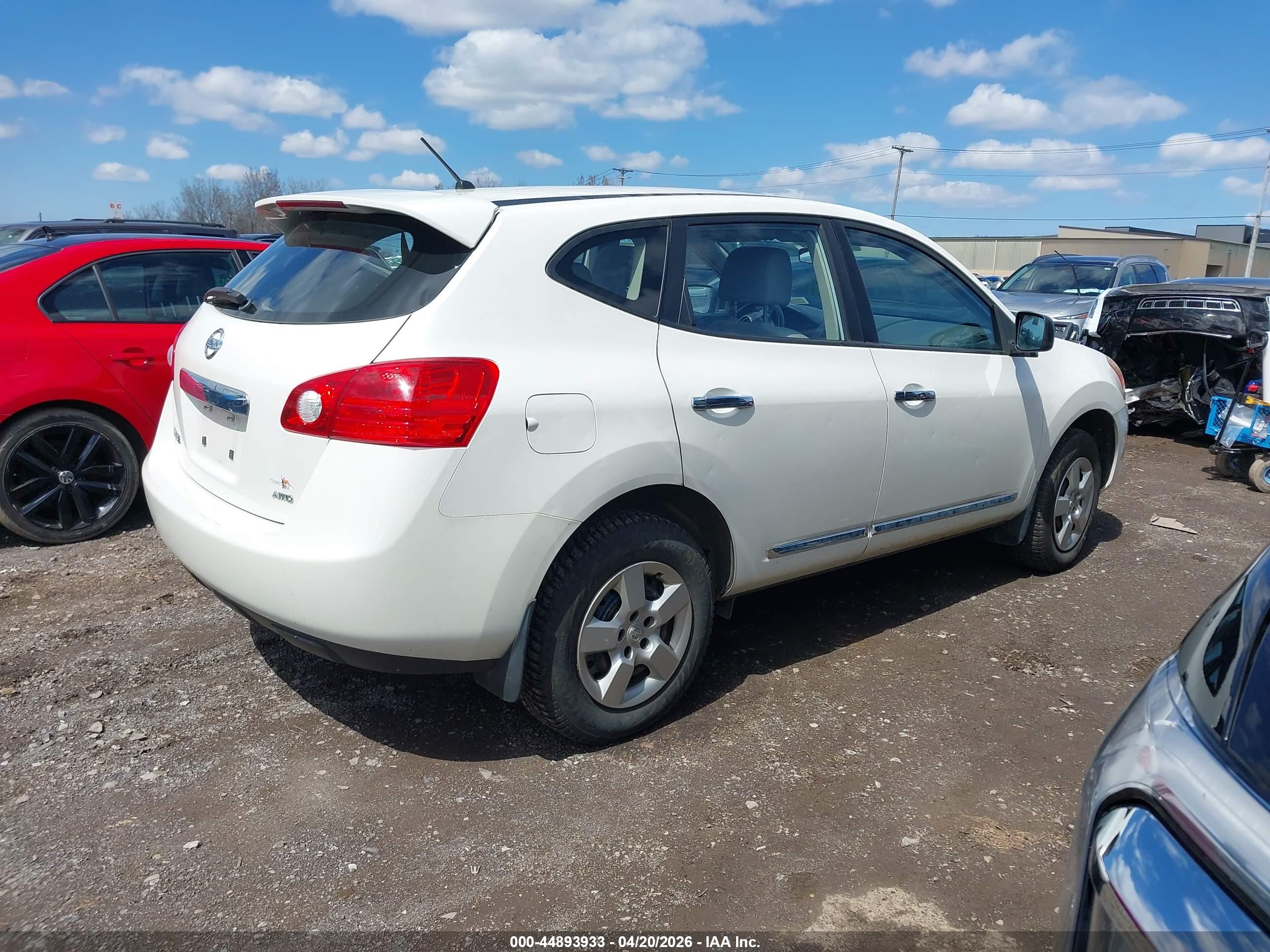 NISSAN ROGUE image 4