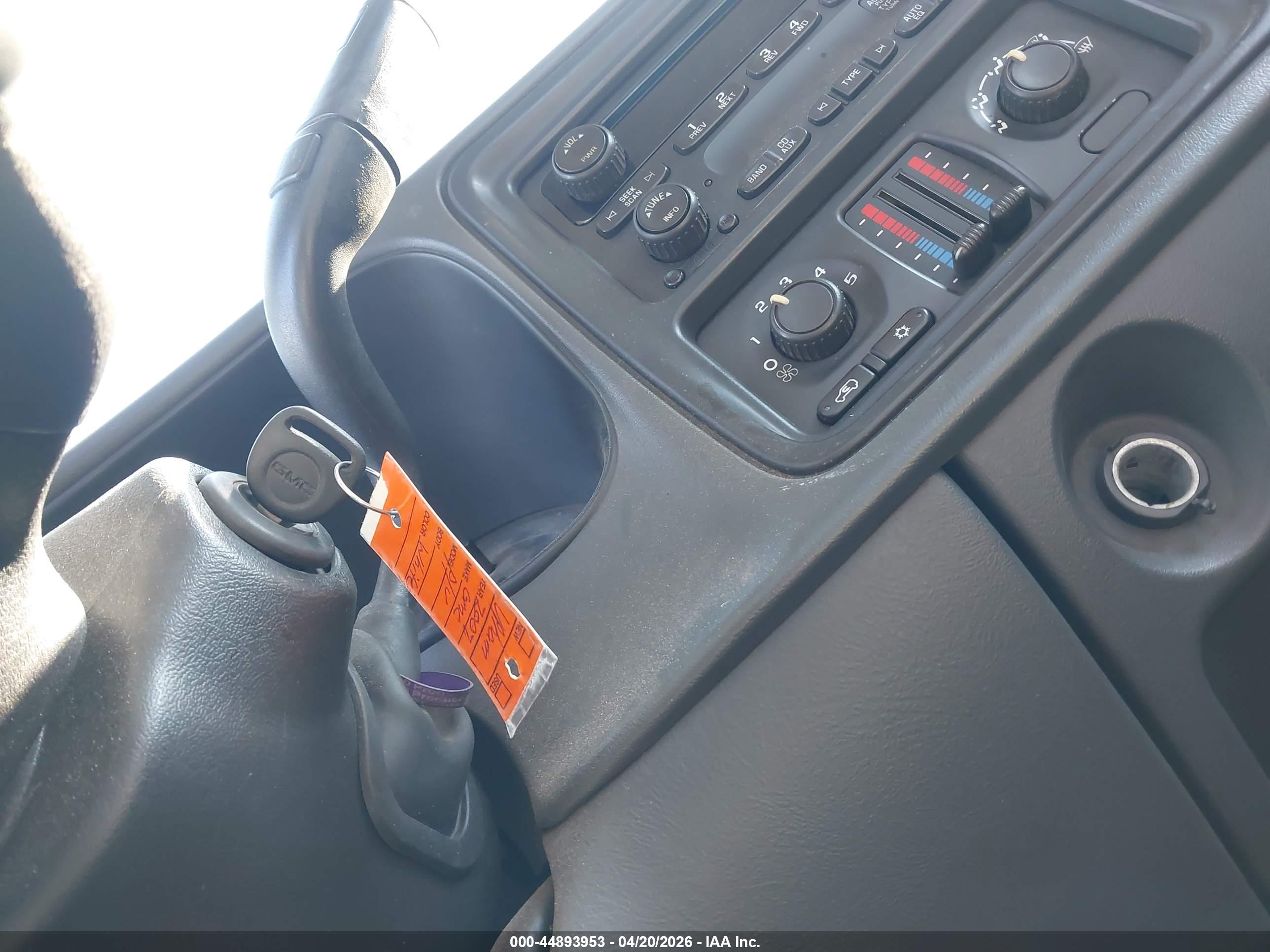 GMC SIERRA image 11